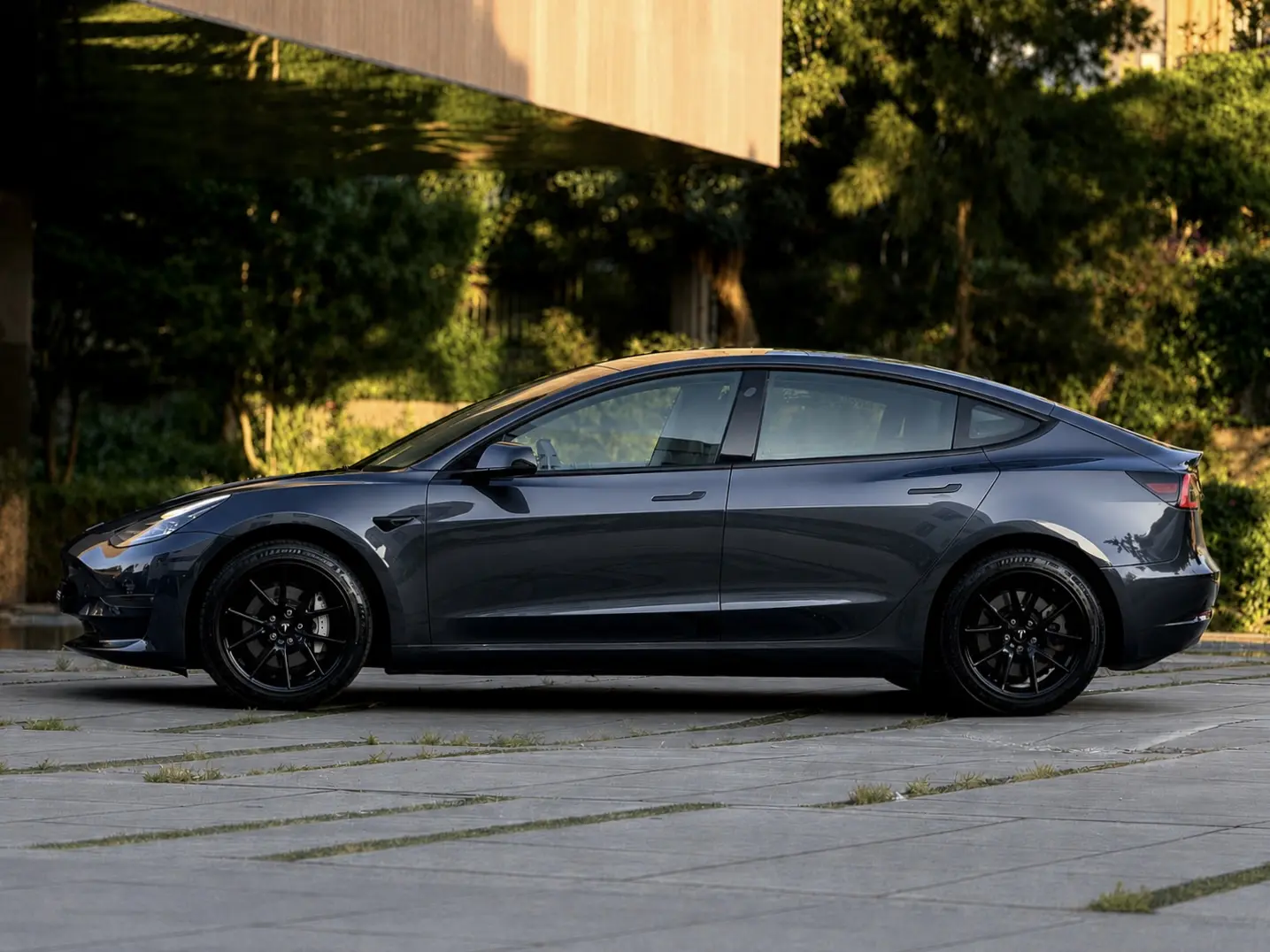 Tesla Model 3 Long Range AWD Dual Motor 11
