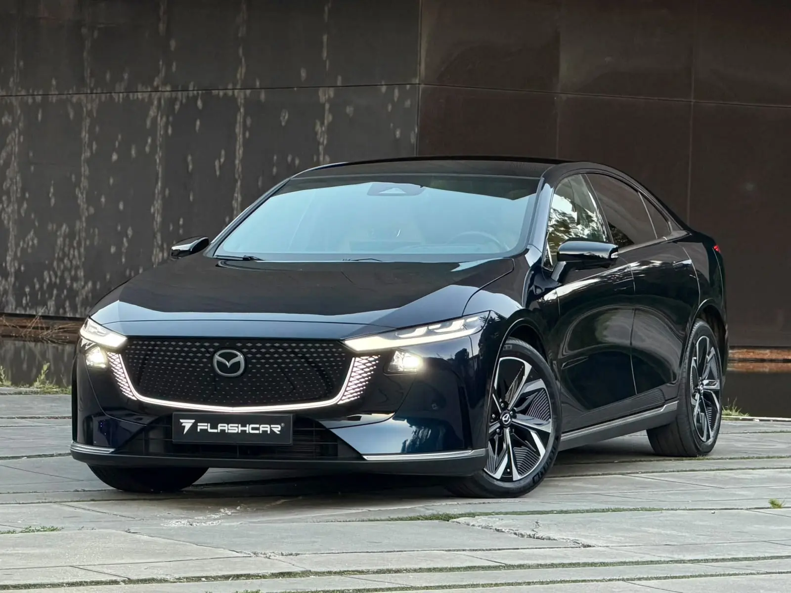 Mazda 6e 68.8 kWh Takumi Plus 26