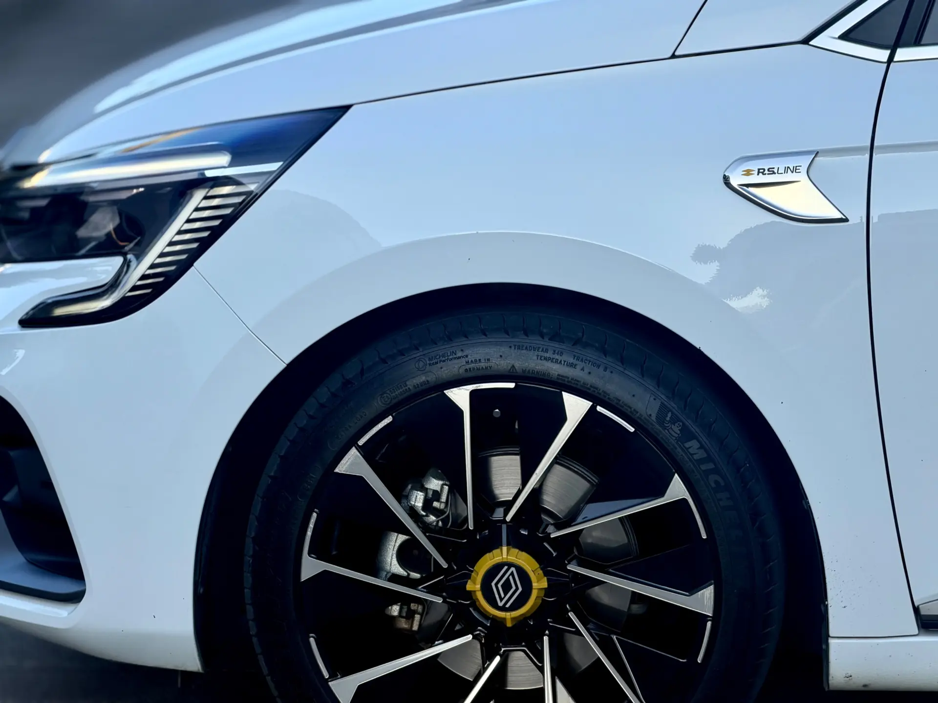 Renault Clio E.tech Hubrid RS-line 34