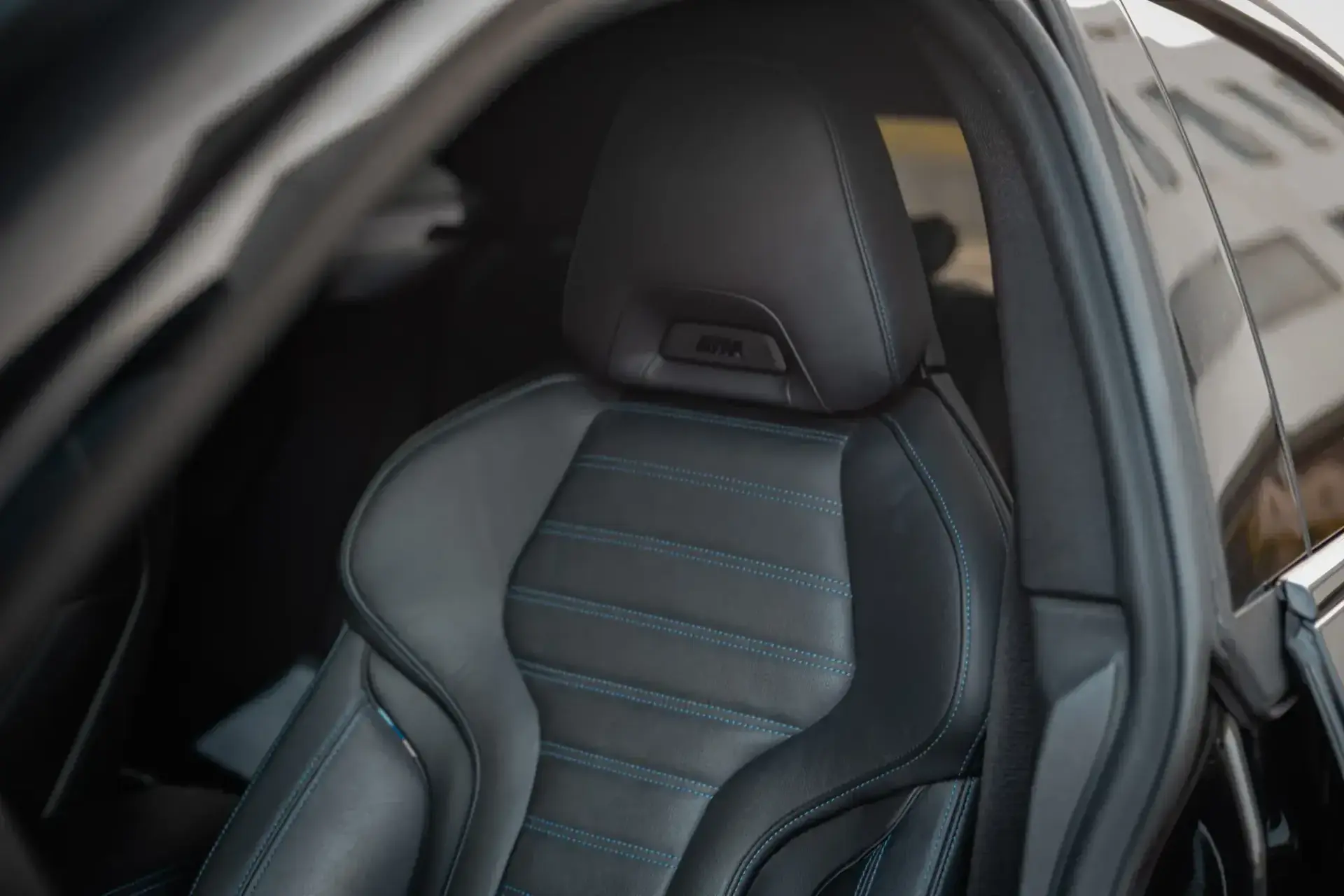BMW i4 eDrive40 Pack Desportivo M 25
