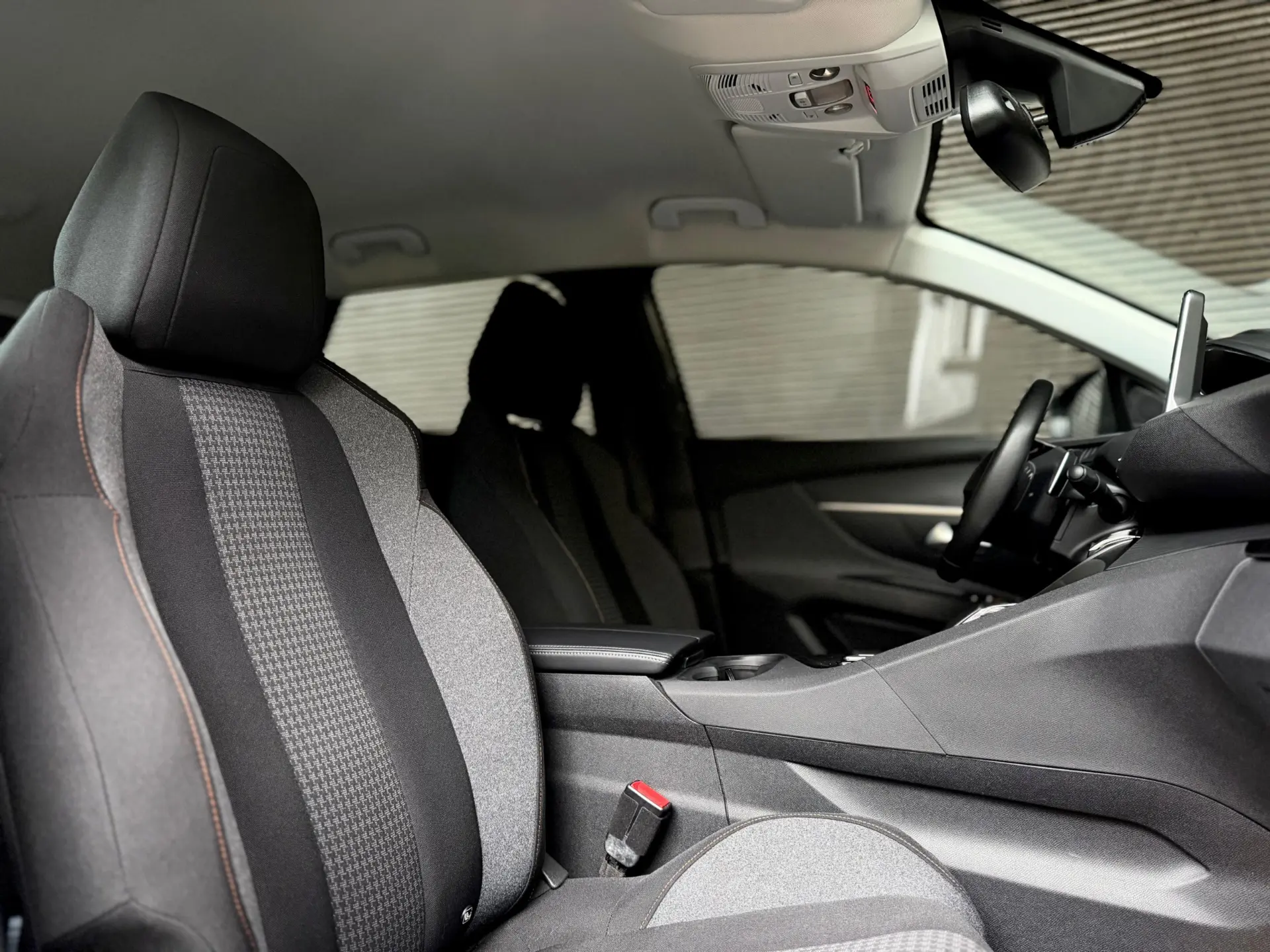 Peugeot 3008 1.2 PureTech Allure Pack EAT8 5