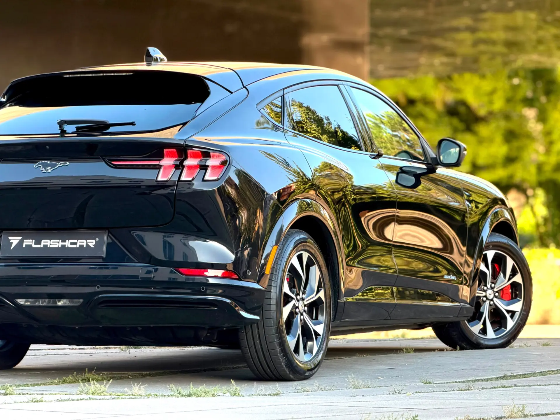 Ford Mustang Mach-E 75.7 kWh AWD RSK 52
