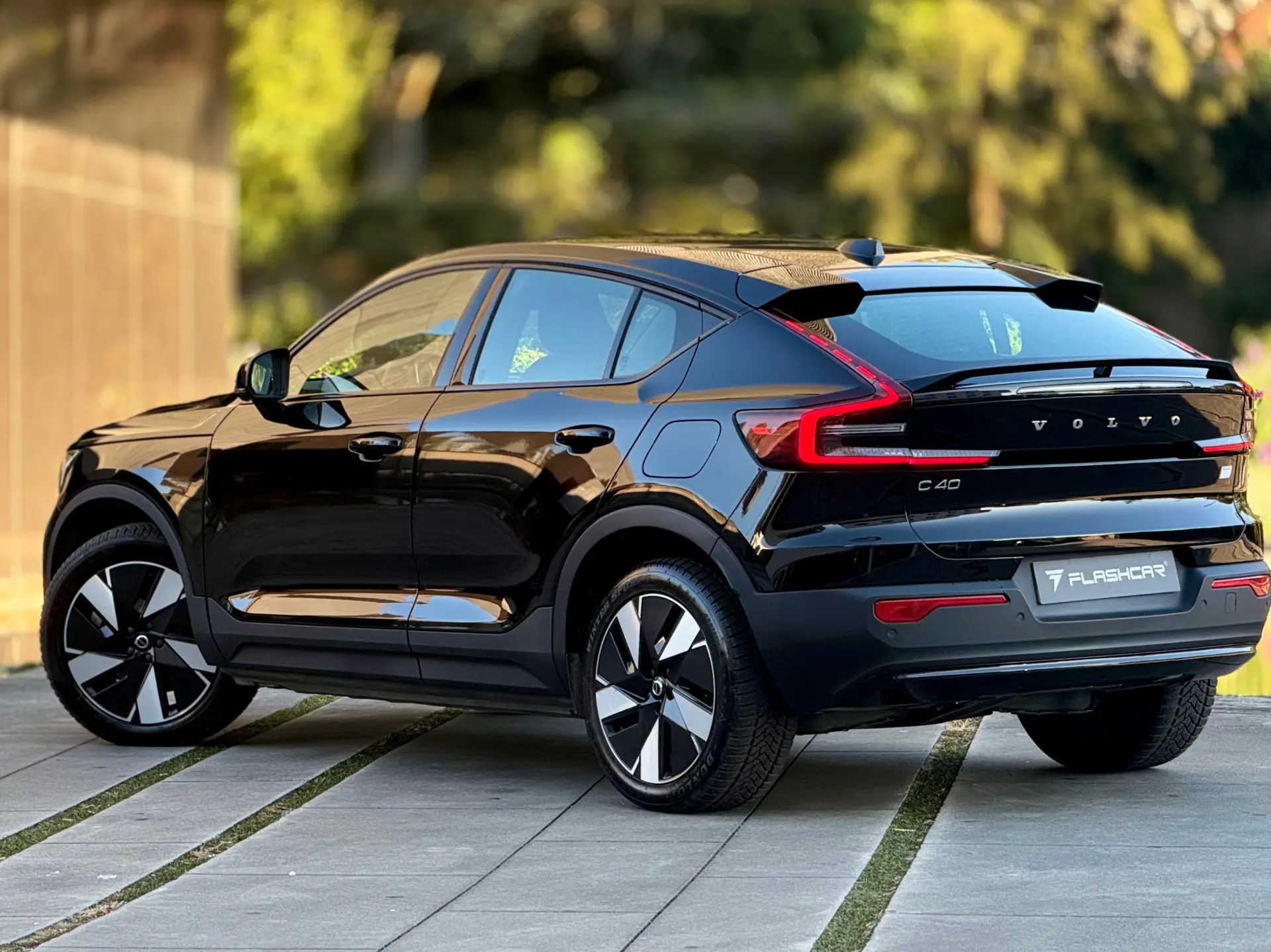 Volvo C40 Recharge 82 kWh Single M. Extended Range RWD Ultimate 13