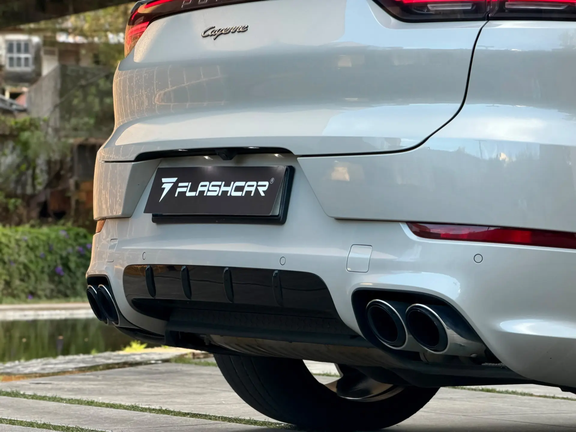 Porsche Cayenne Coupé E-Hybrid Platinum Edition 42