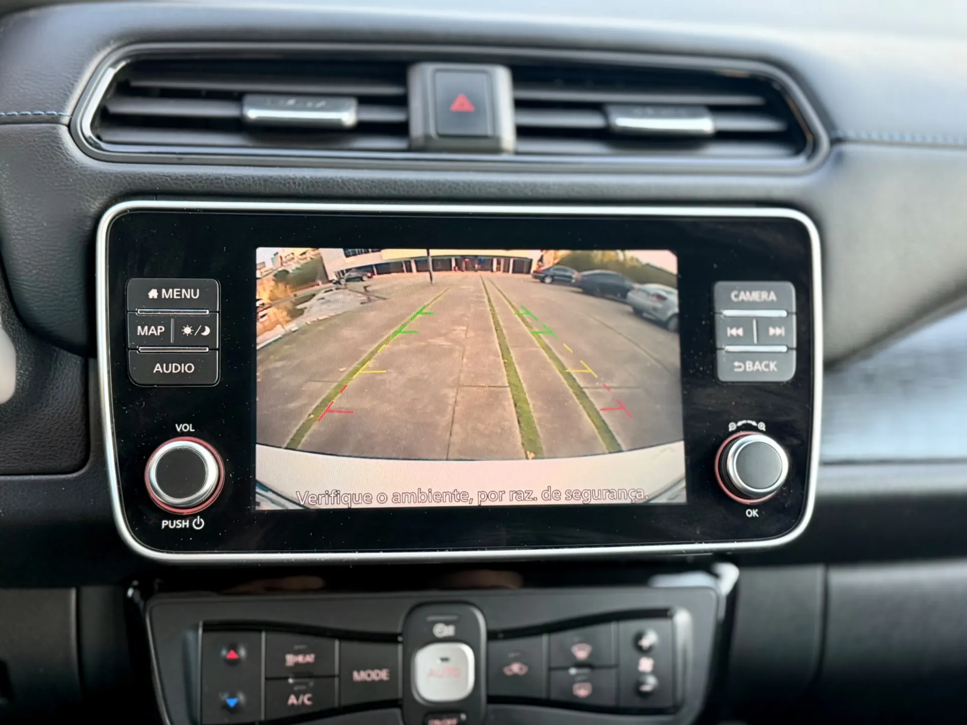 Nissan Leaf N-Connecta Full Led 3