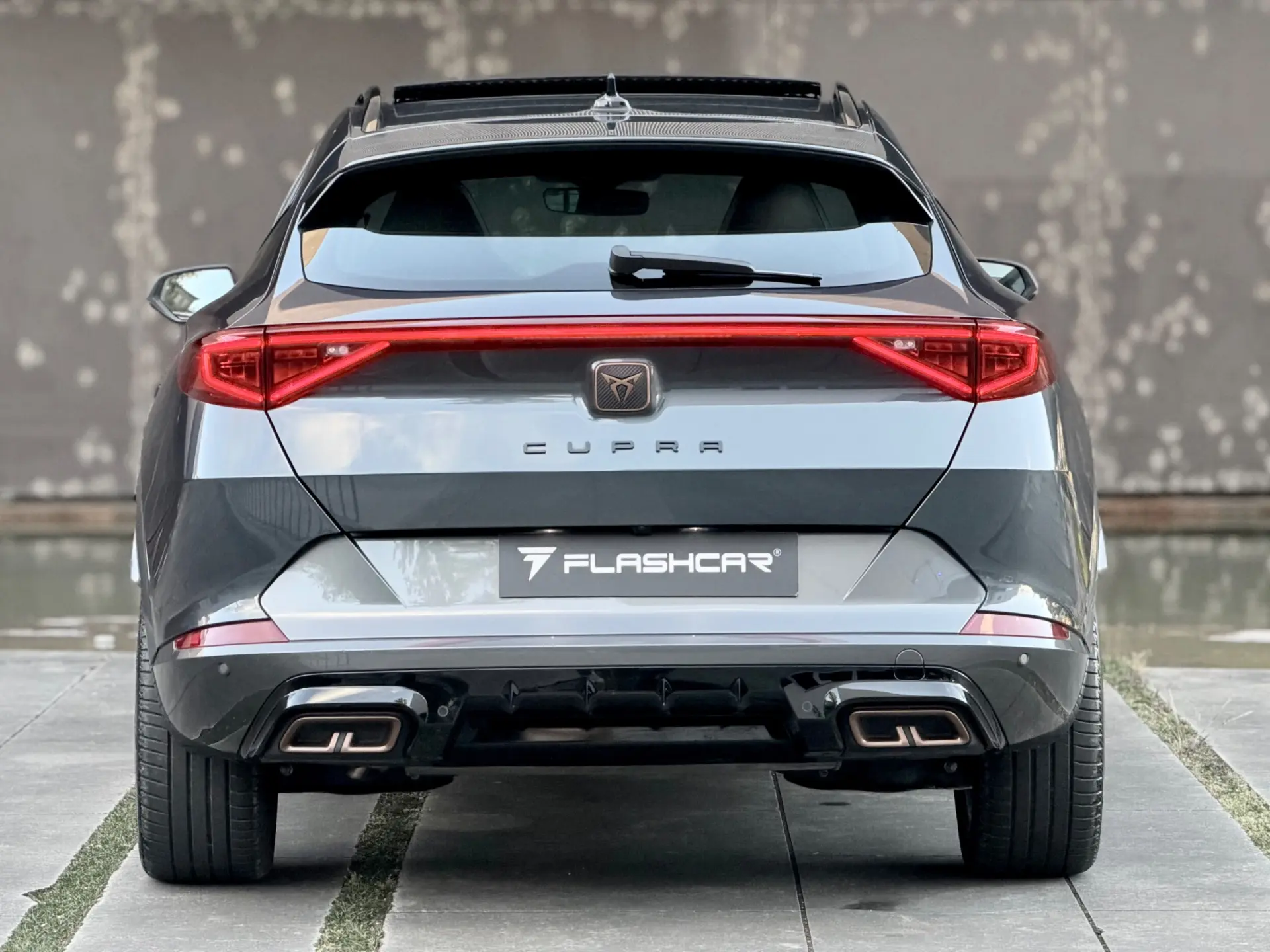 Cupra Formentor 1.4 e-Hybrid DSG VZ 32