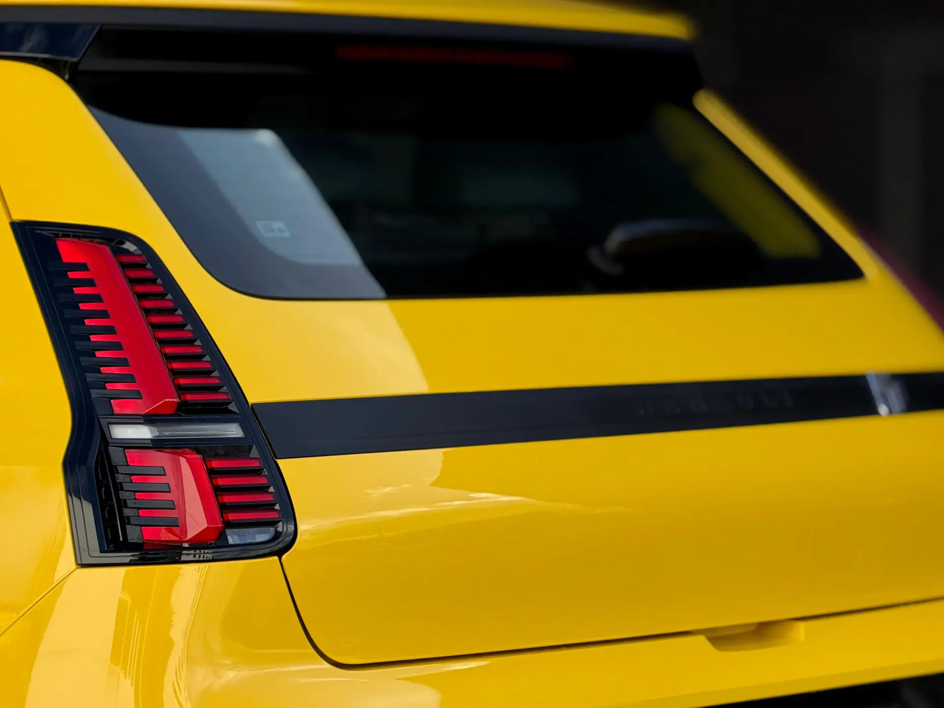 Renault 5 E-Tech 40 kWh Evolution Autonomia Urbana 42