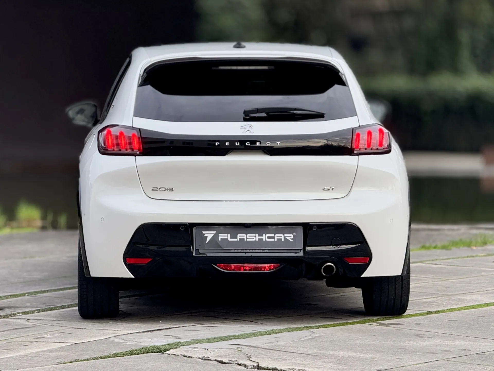 Peugeot 208 1.5 BlueHDi GT Pack 28