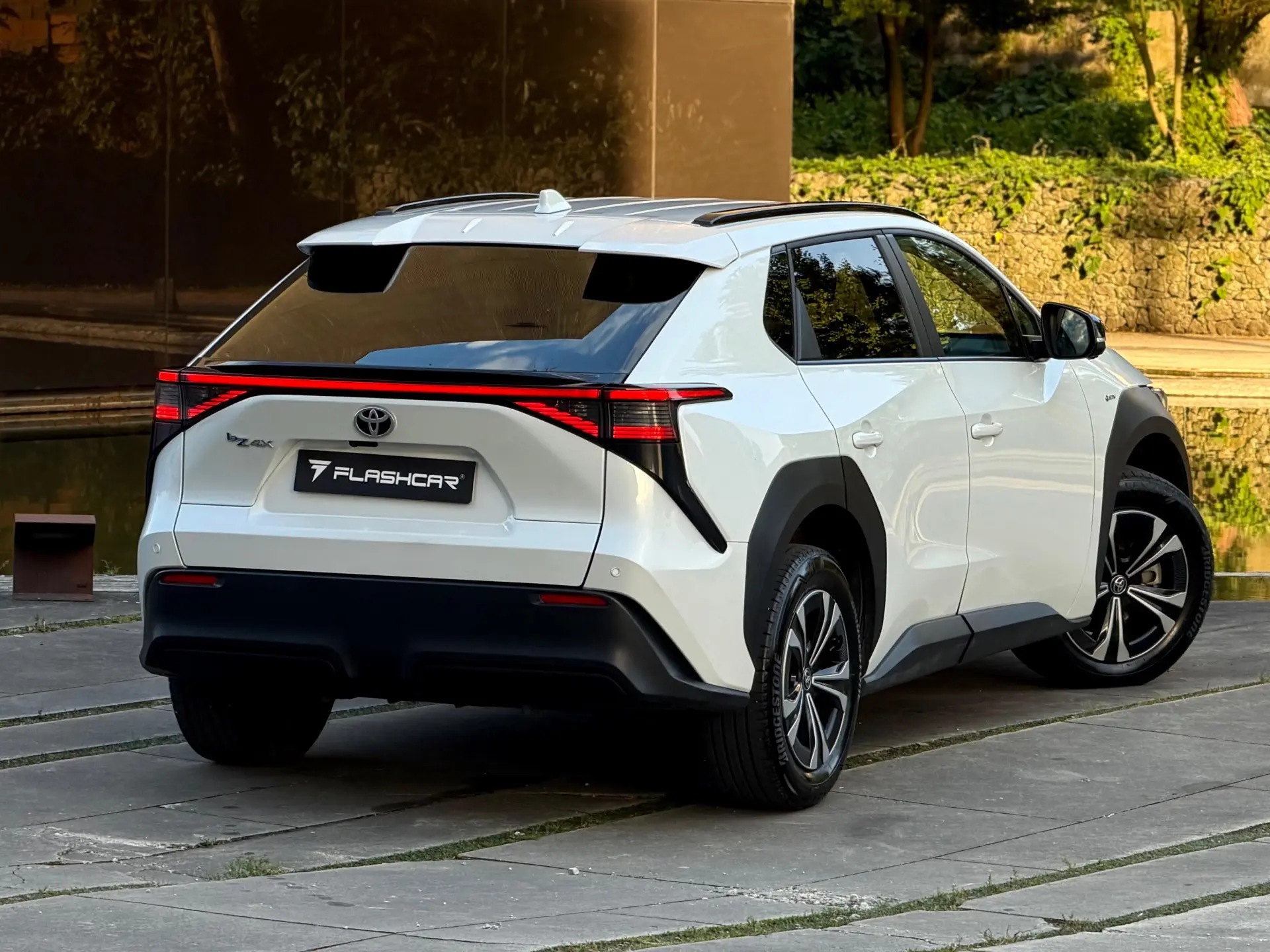 Toyota bZ4X 71,4 kWh Lounge 30