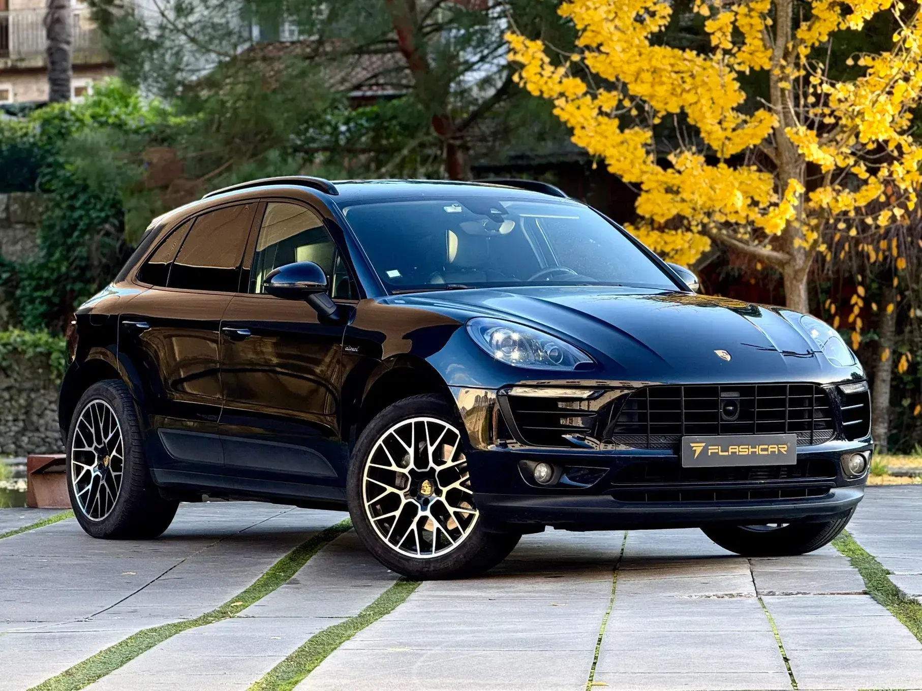 Porsche Macan S 16