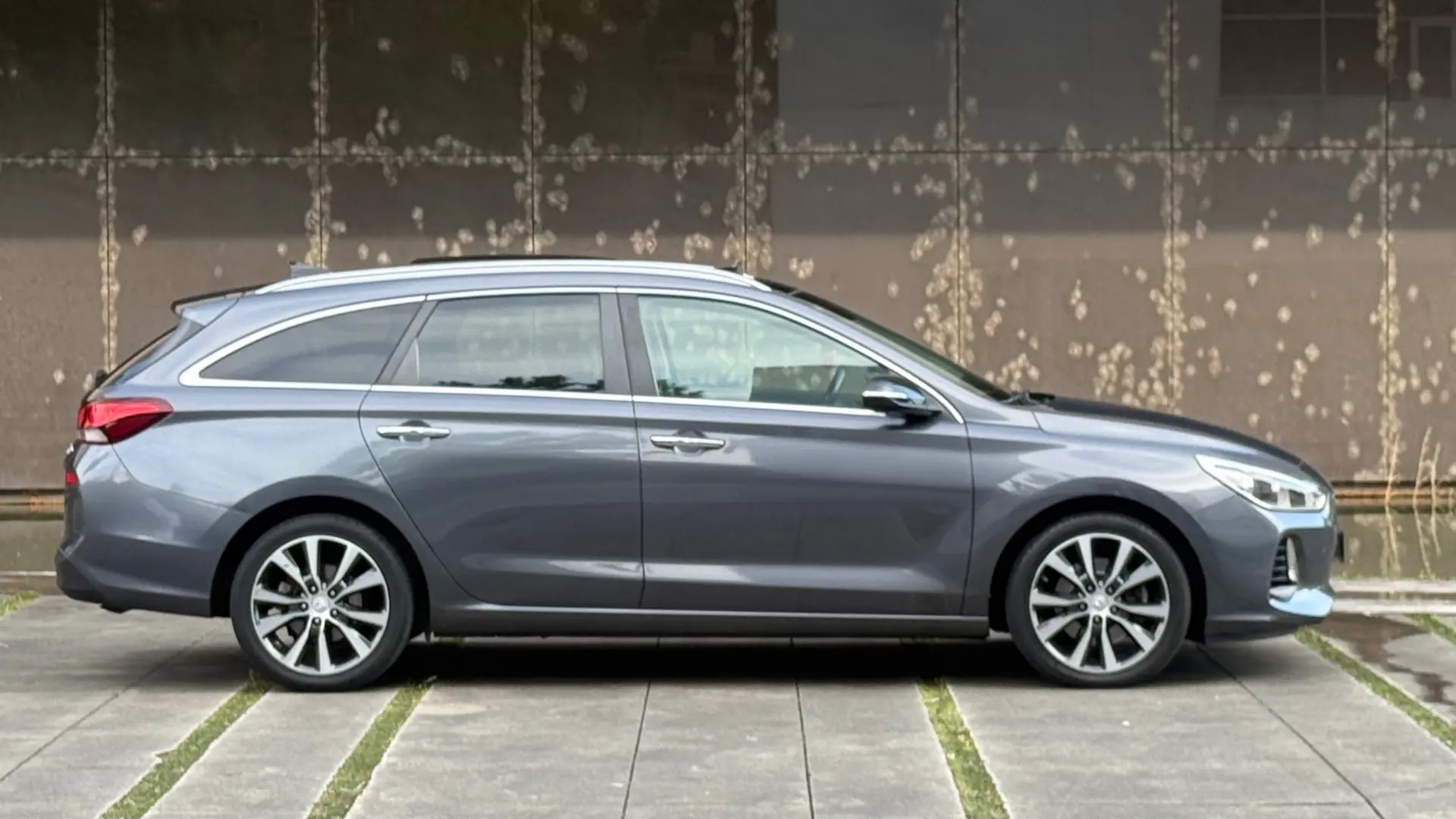 Hyundai i30 SW 1.6 CRDi Style+Navi 12