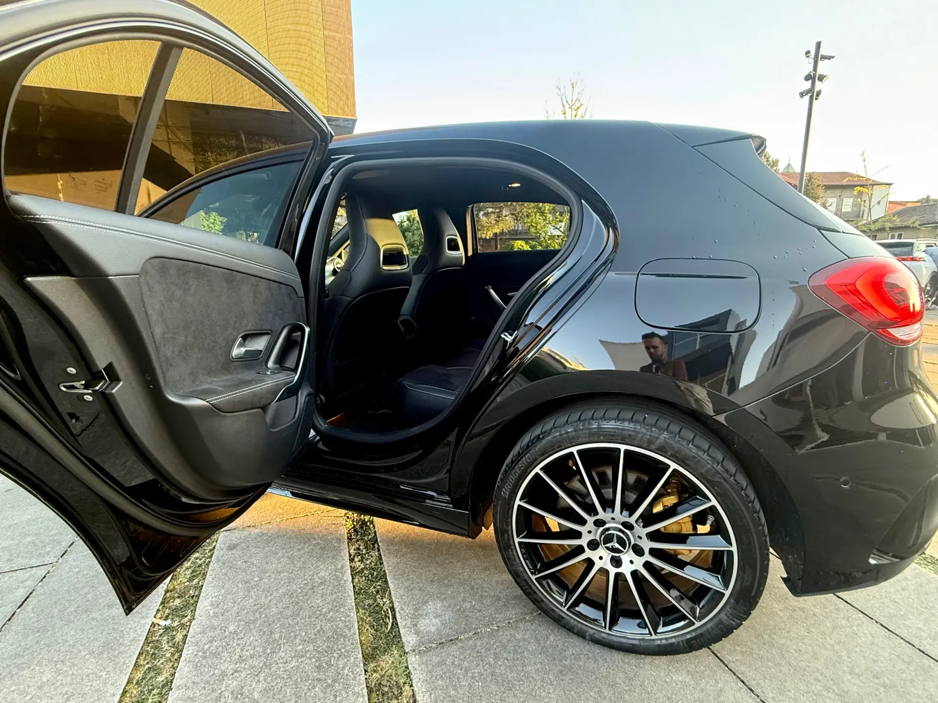 Mercedes-Benz A 250 e 8G-DCT Edition AMG Line 11