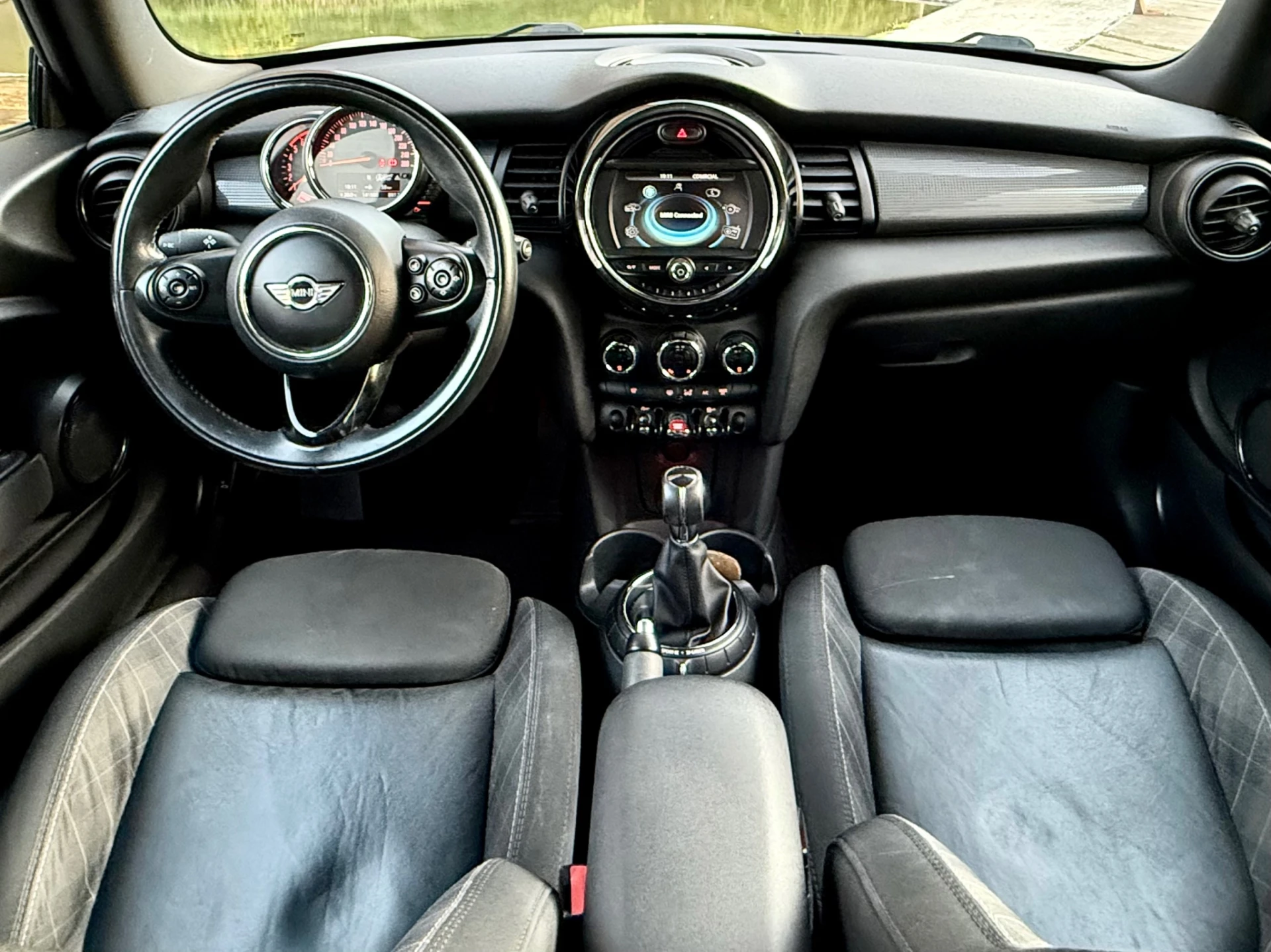 MINI 3 Portas ONE d 9