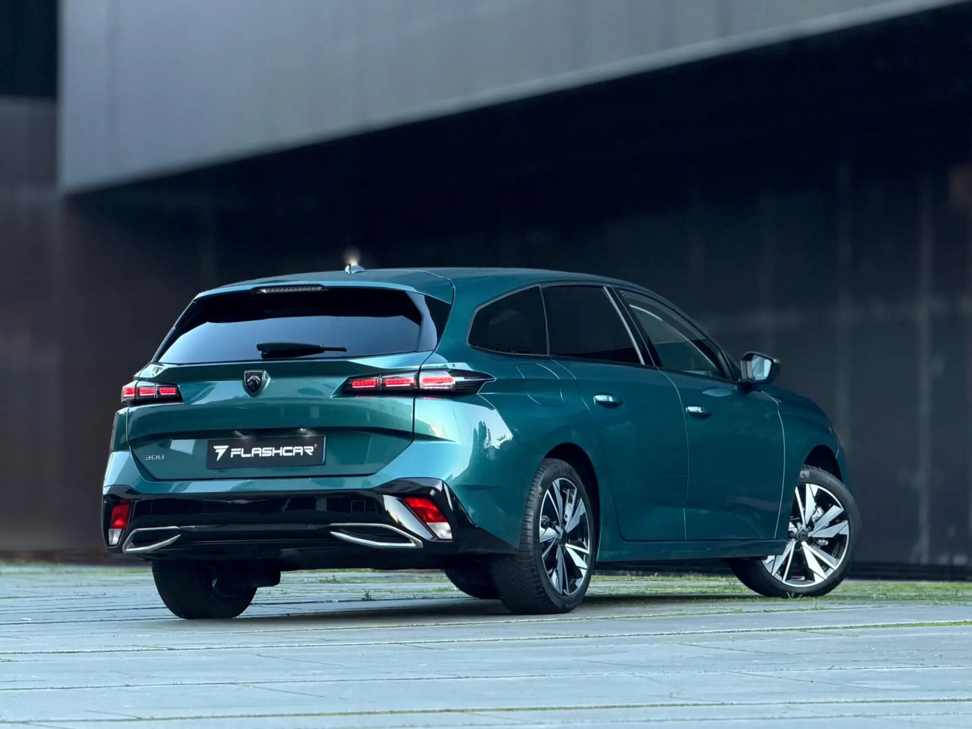 Peugeot 308 SW 1.2 PureTech Allure EAT6 22