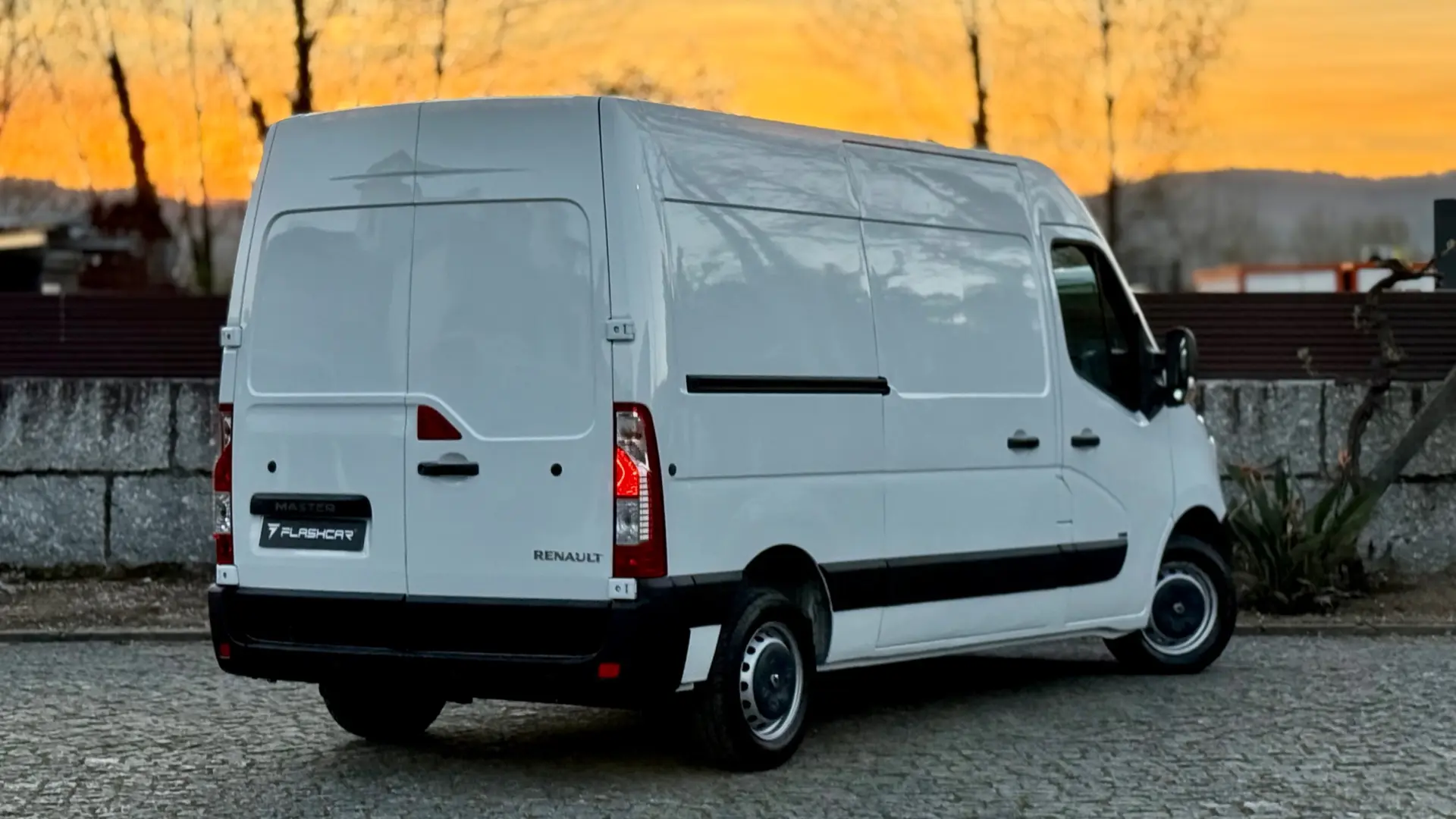 Renault Master E-Tech L2H2 3T5 Advance Autonomia Urbana 13