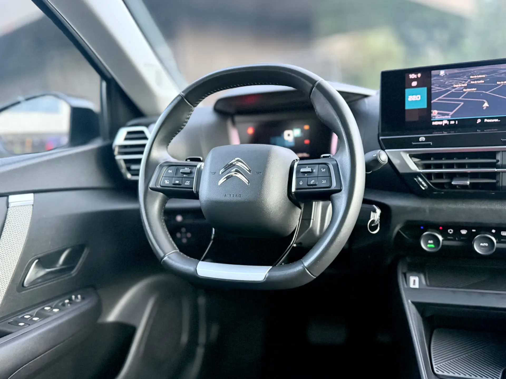 Citroën C4 1.5 BlueHDi Feel EAT8 12