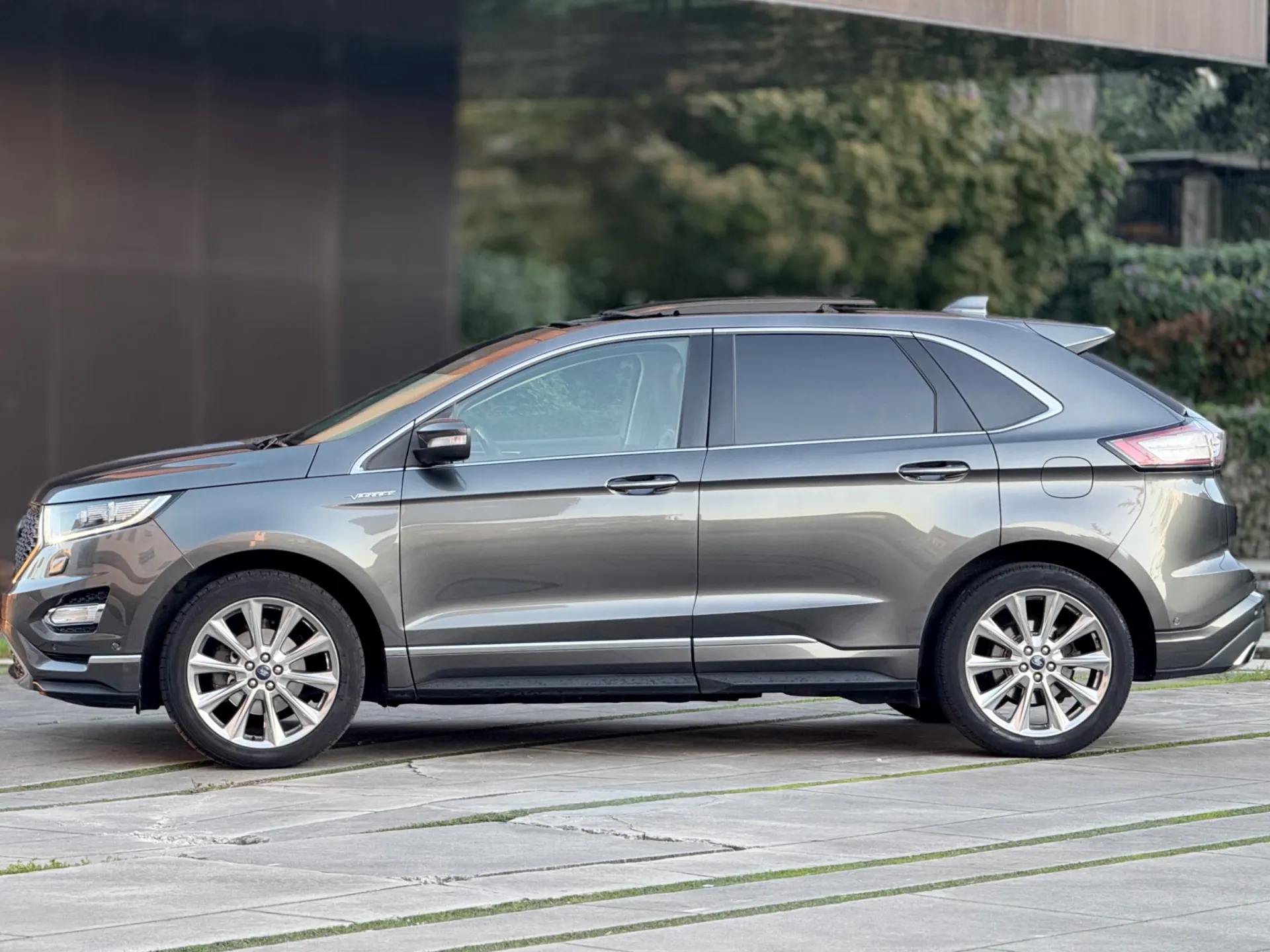 Ford Edge 2.0 TDCi Vignale Powershift 14