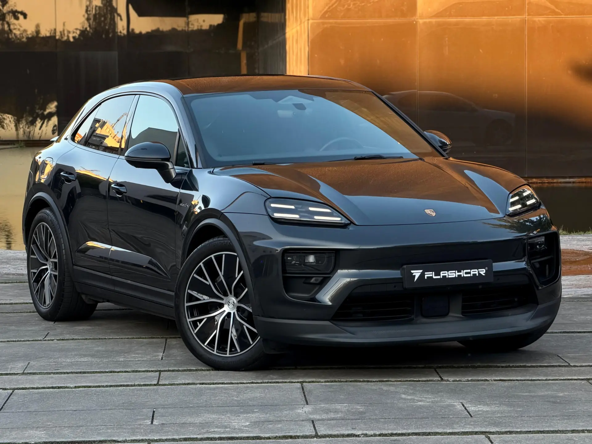 Porsche Macan Electric 23