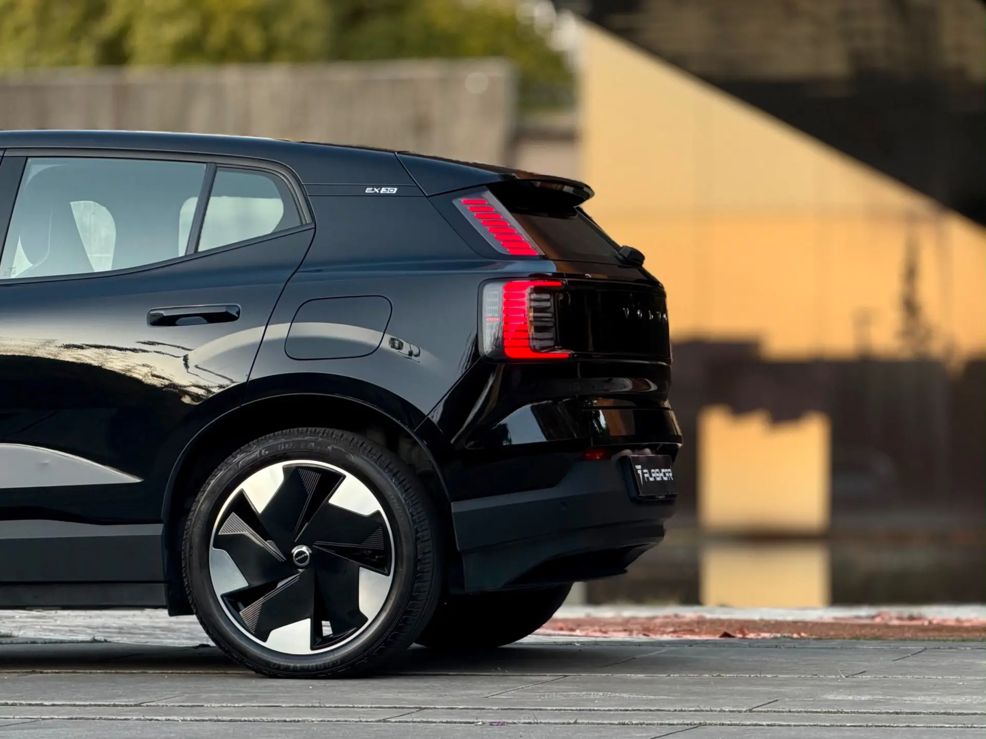 Volvo EX30 Twin Motor Performance AWD Plus 27