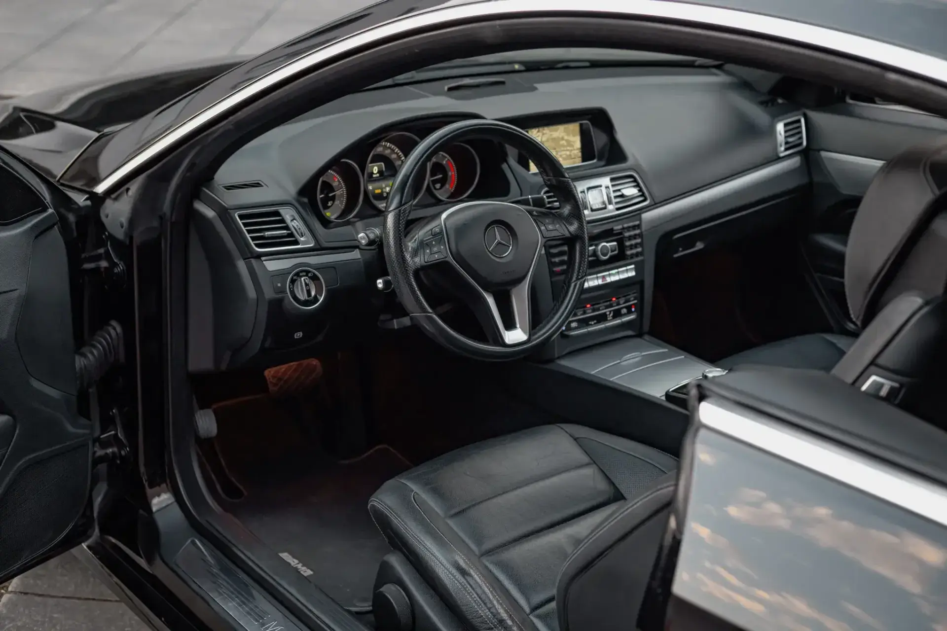 Mercedes-Benz E 220 22