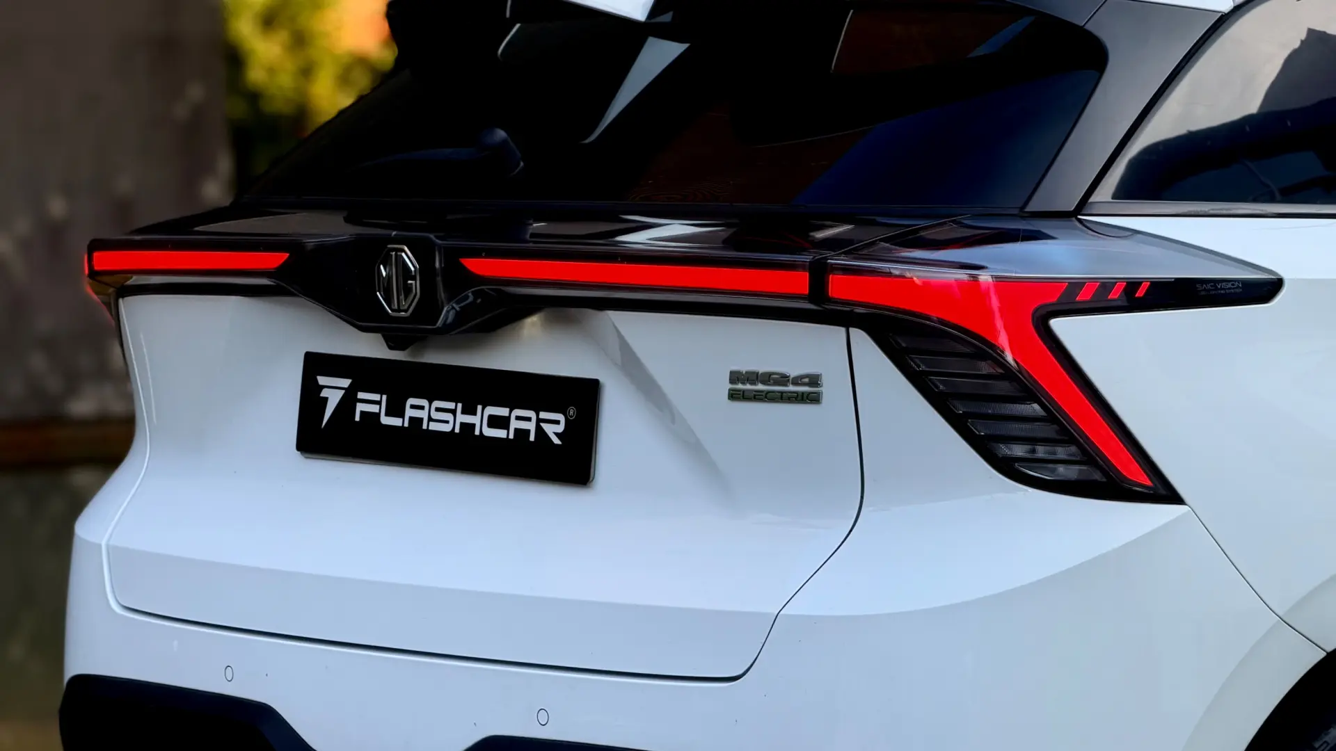 MG MG4 Trophy Ext Range 77 kWh 245 hp 36
