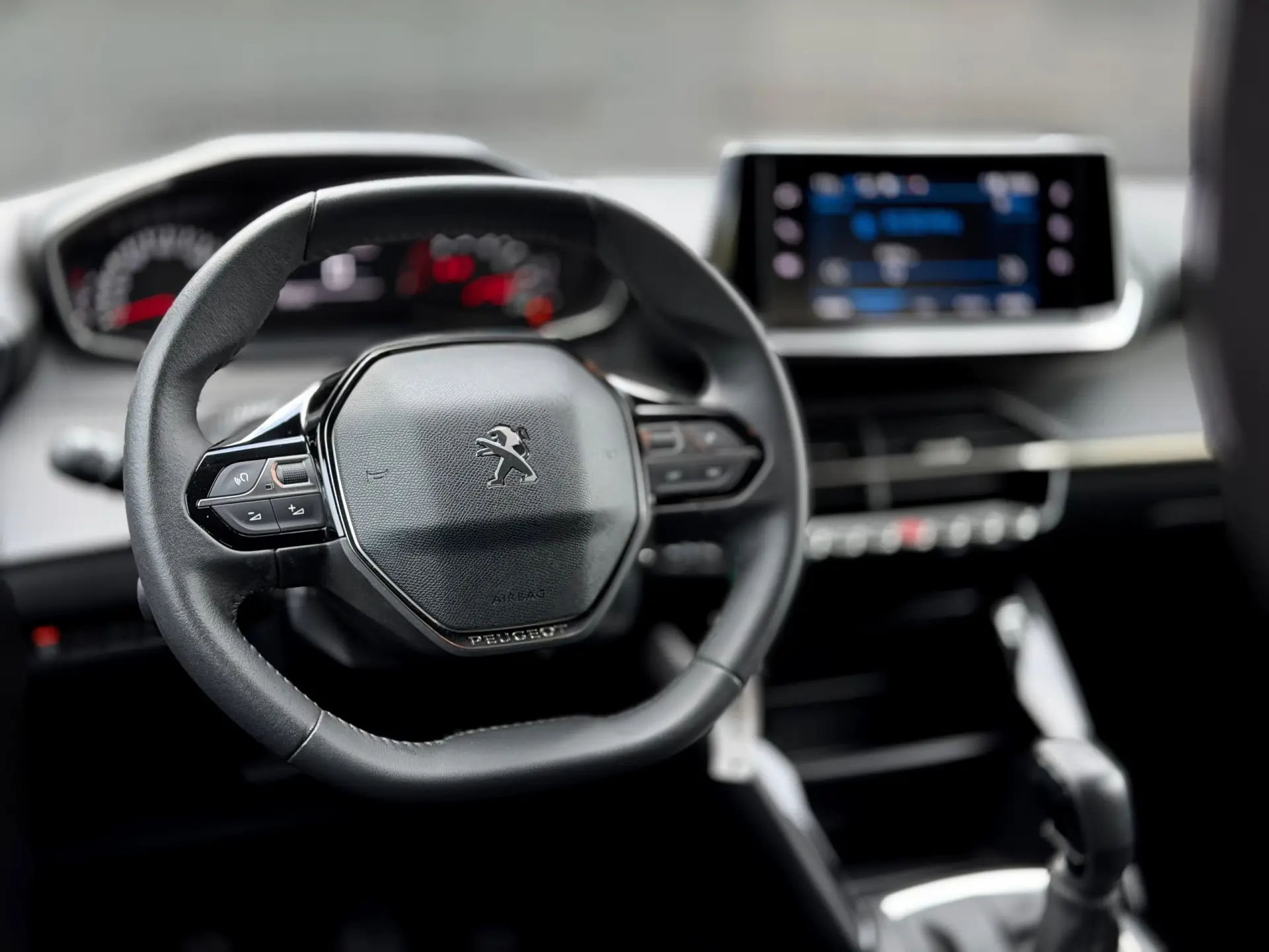 Peugeot 208 1.2 PureTech Allure Pack 33