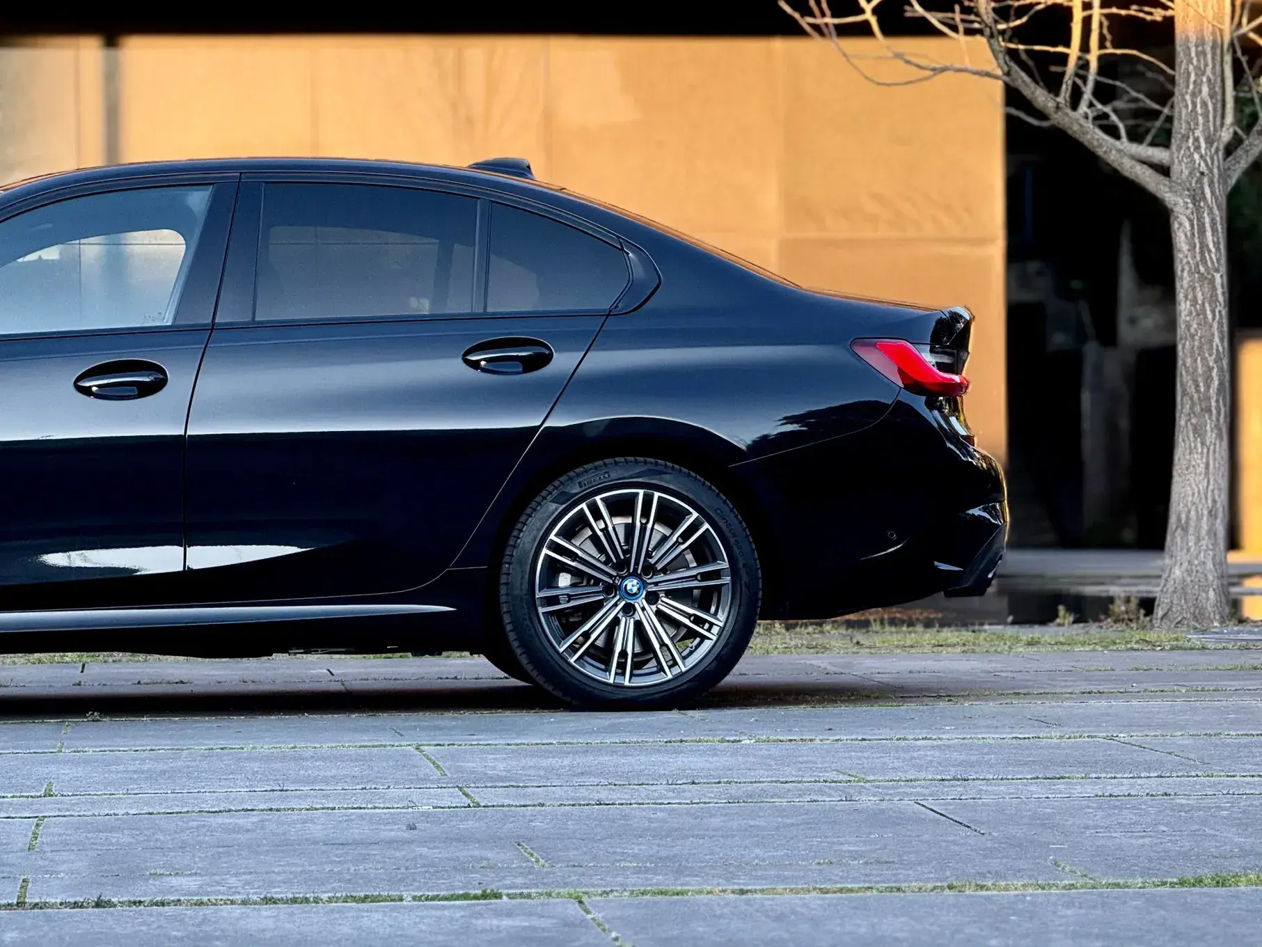 BMW 320 e Pack Desportivo M Auto 30