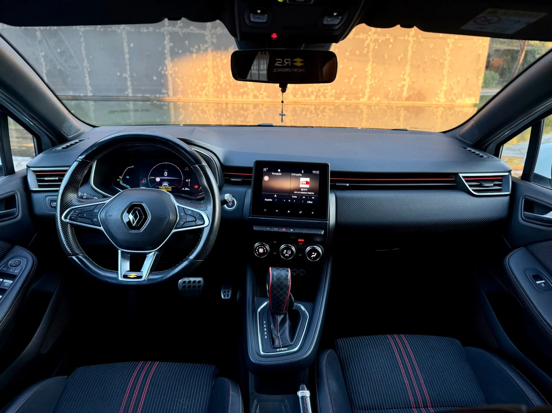 Renault Clio E.tech Hubrid RS-line 22