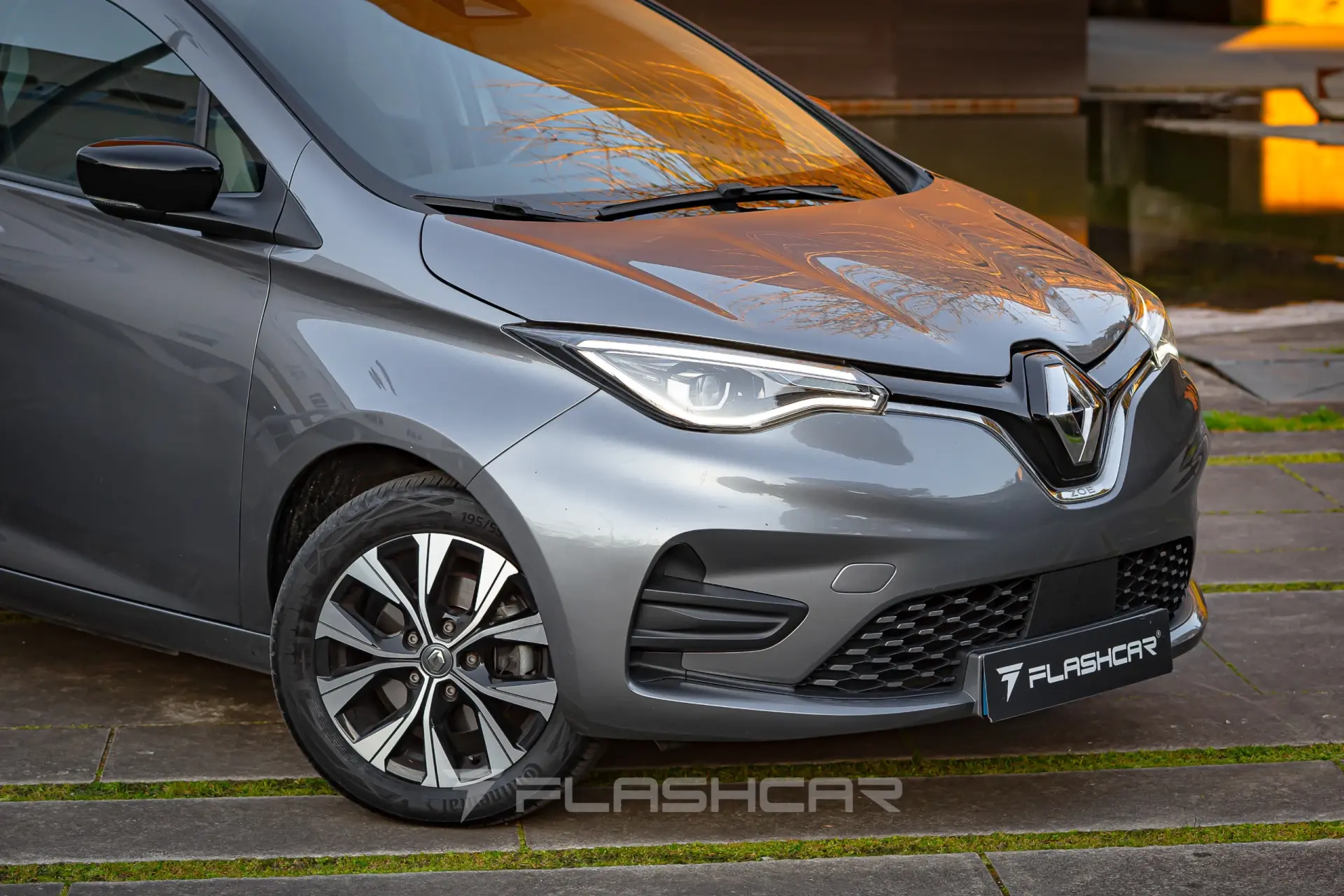 Renault Zoe (c/ Bateria) Z.E. 50 INTENS 23