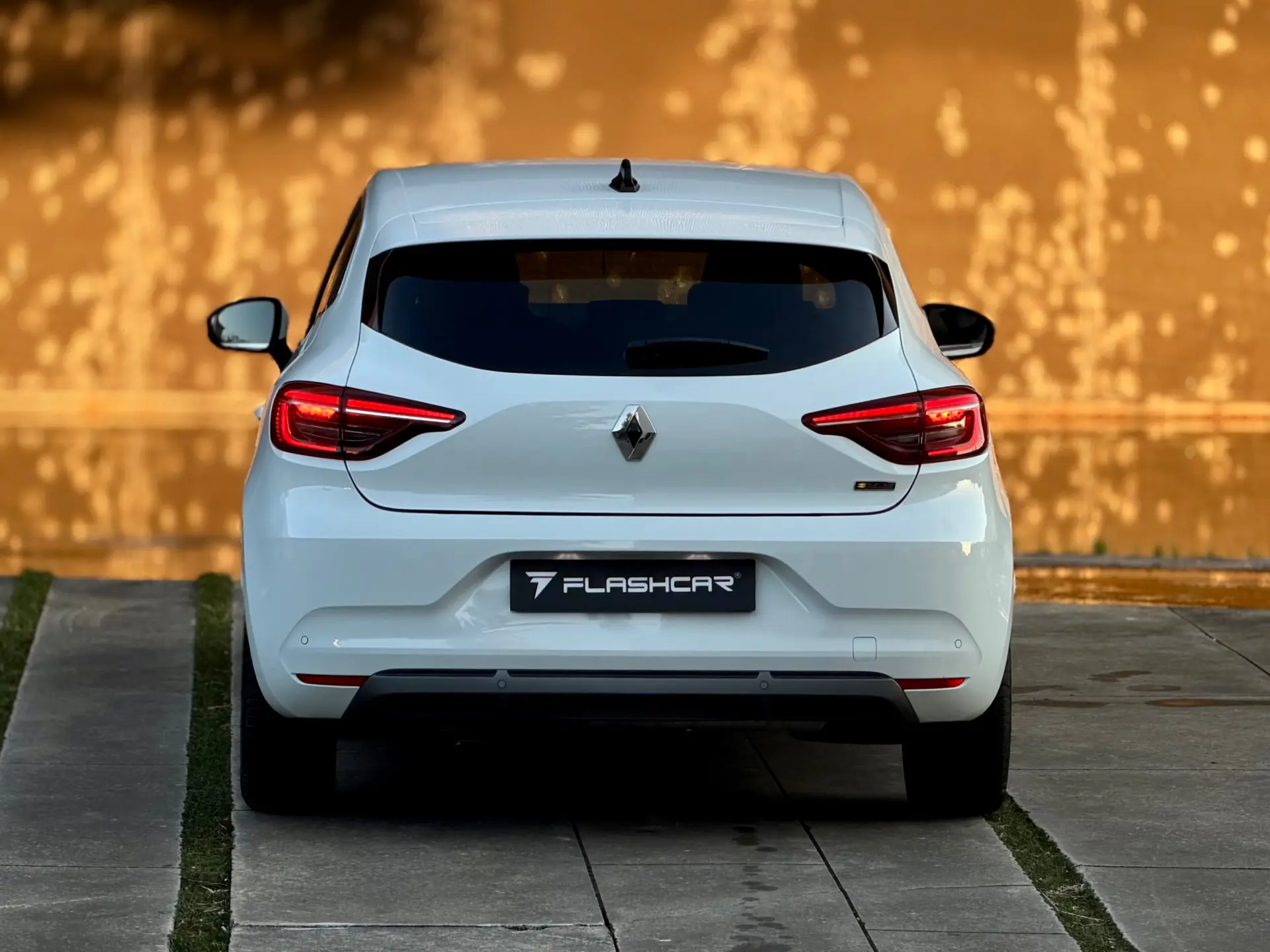 Renault Clio E.tech Hubrid RS-line 28