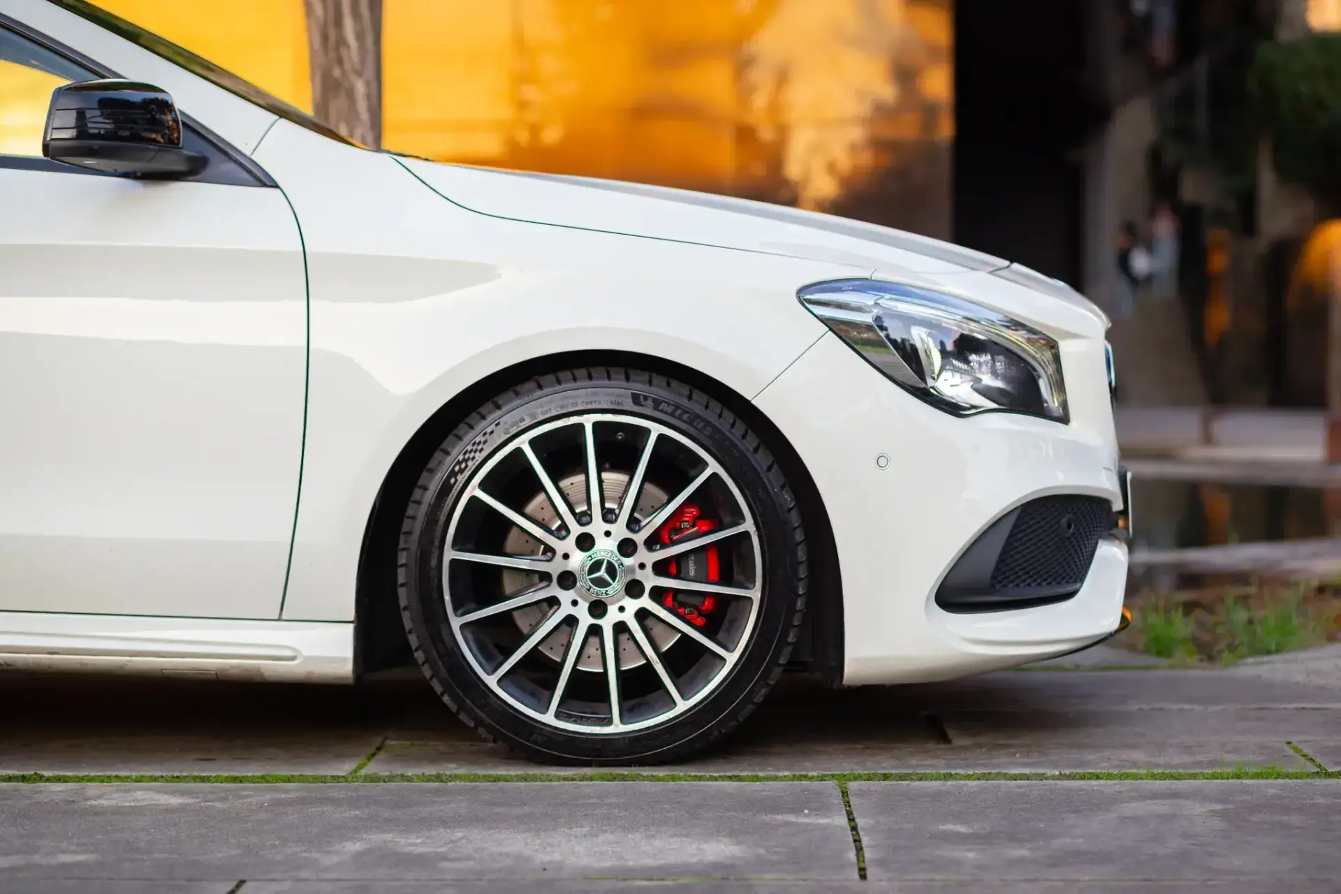 Mercedes-Benz CLA 220 Shooting Brake d 4Matic 7G-DCT AMG Line 10