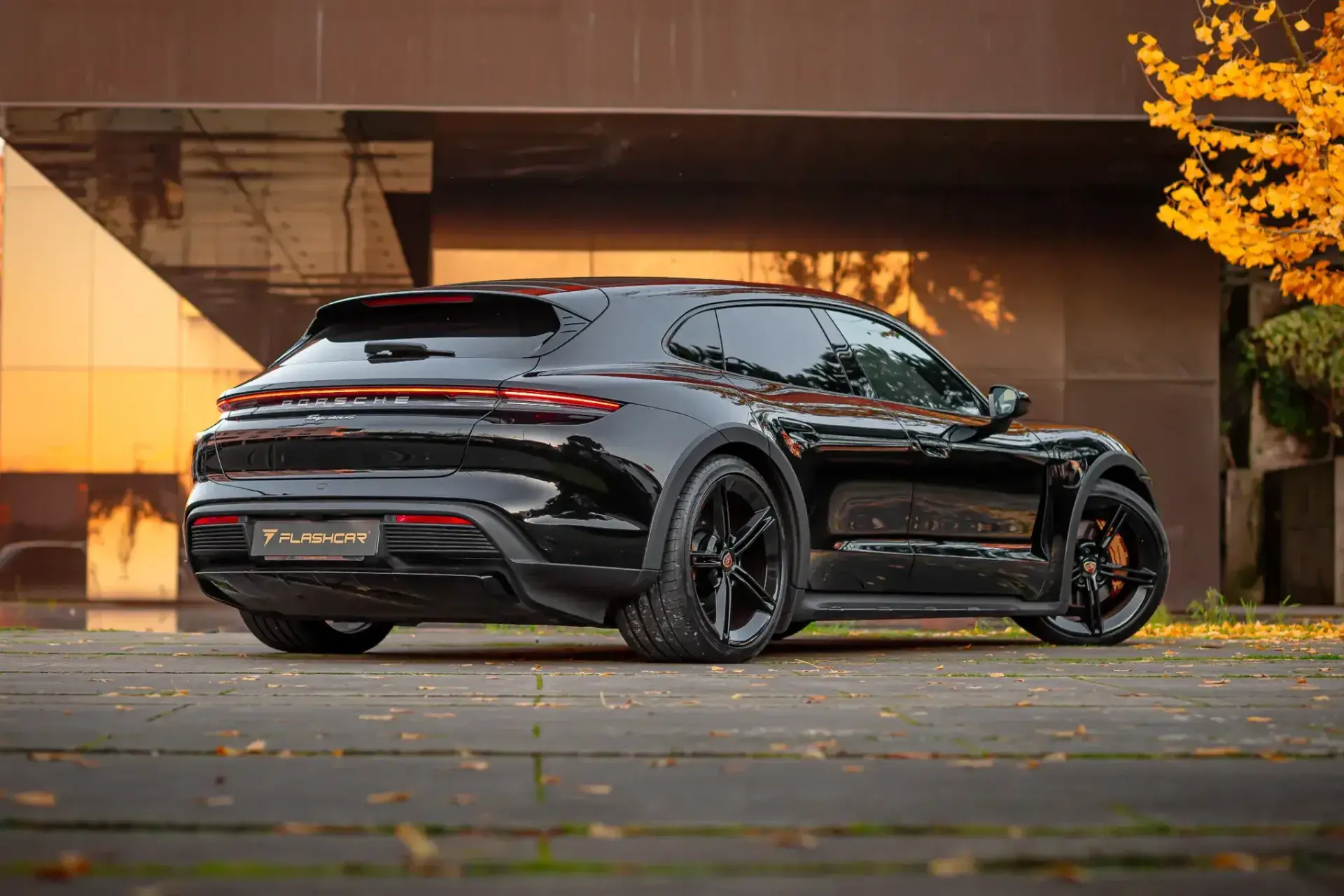 Porsche Taycan Cross Turismo 4 40