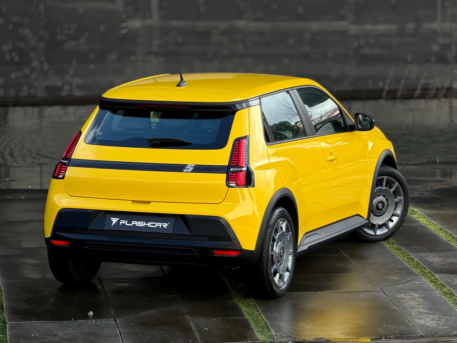 Renault 5 E-Tech 40 kWh Evolution Autonomia Urbana 26