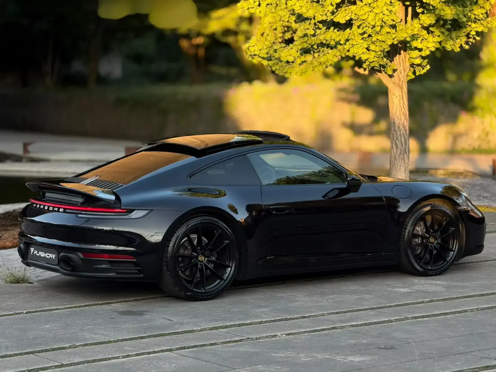 Porsche 911 (992) Carrera 4 PDK 51