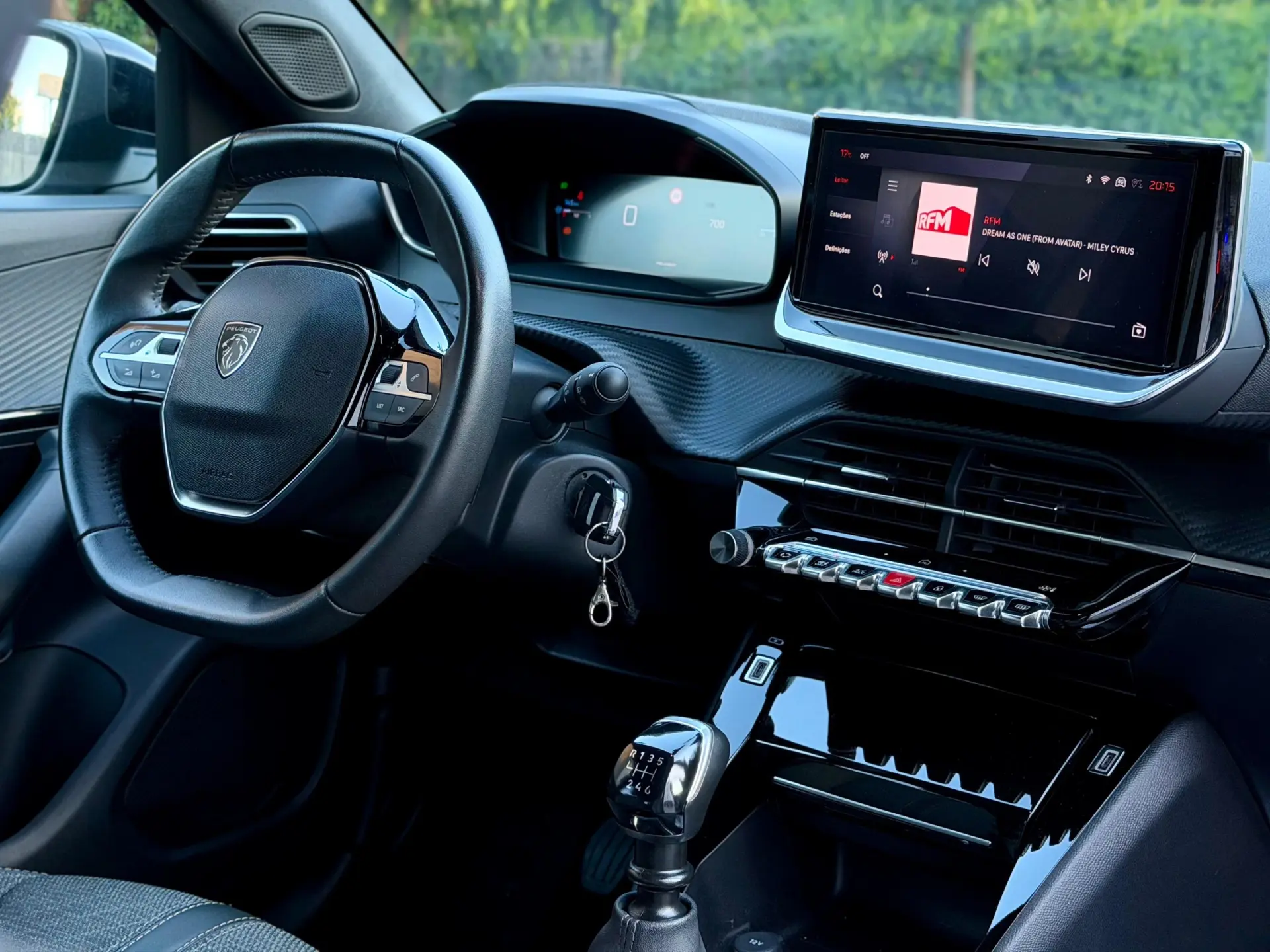 Peugeot 2008 1.2 PureTech Allure Pack 14