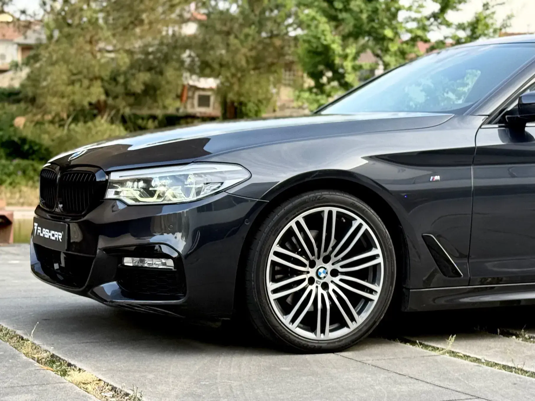BMW 520 d Pack M Auto 12