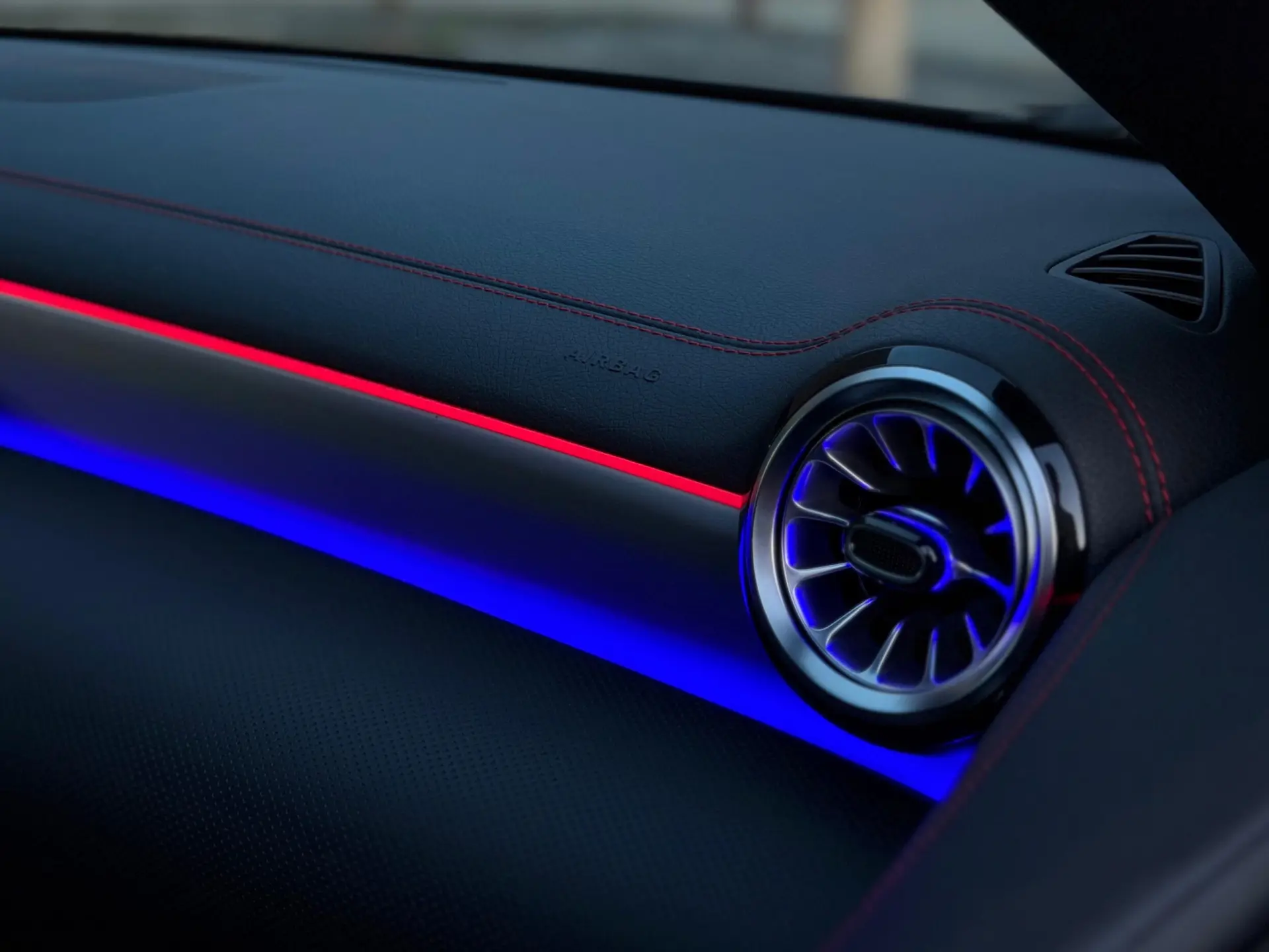 Mercedes-Benz CLA 250 e 8G-DCT AMG Line 39