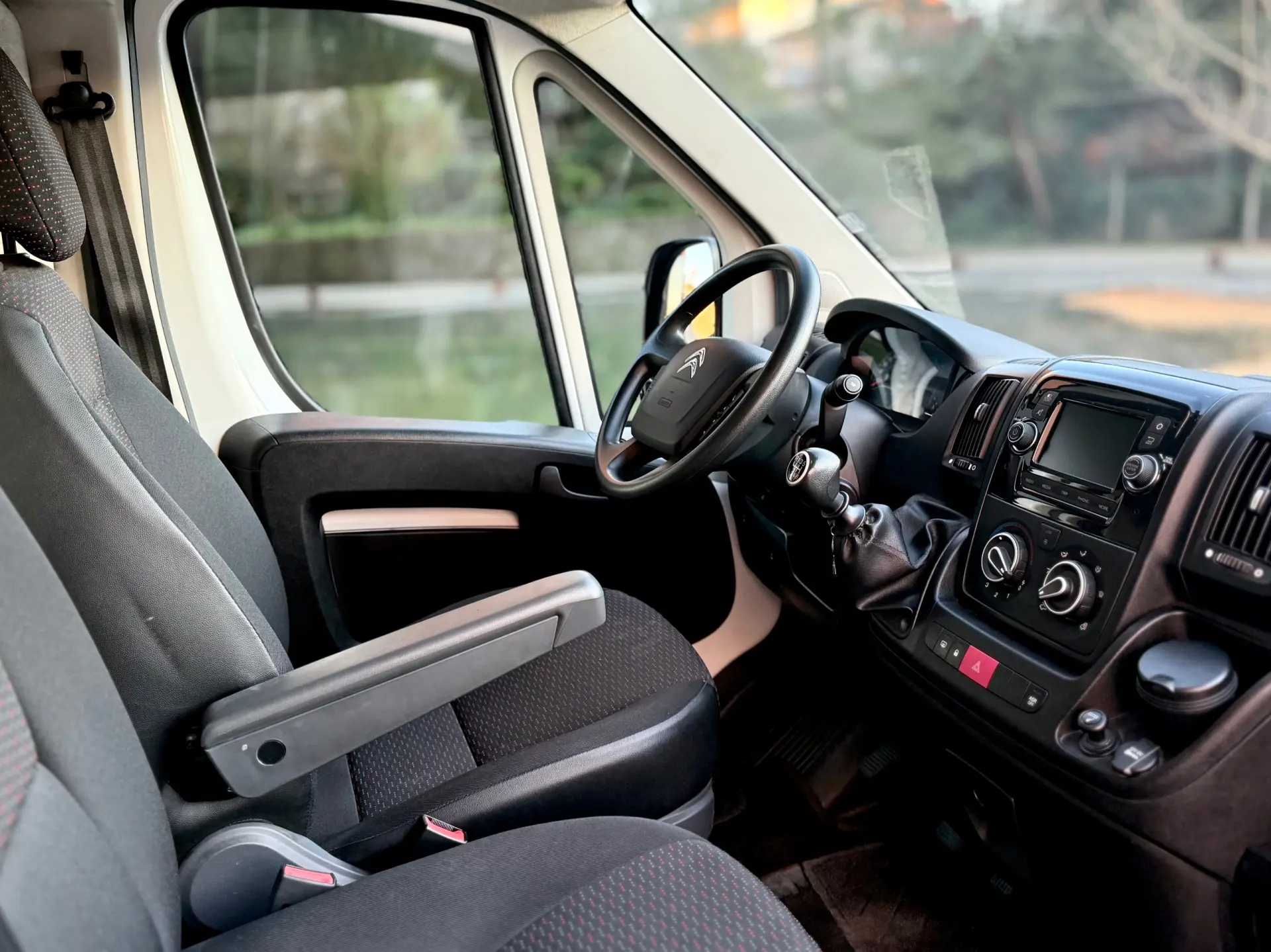 Citroën Jumper 2.2 BlueHDi 35 Heavy L4 CD 6