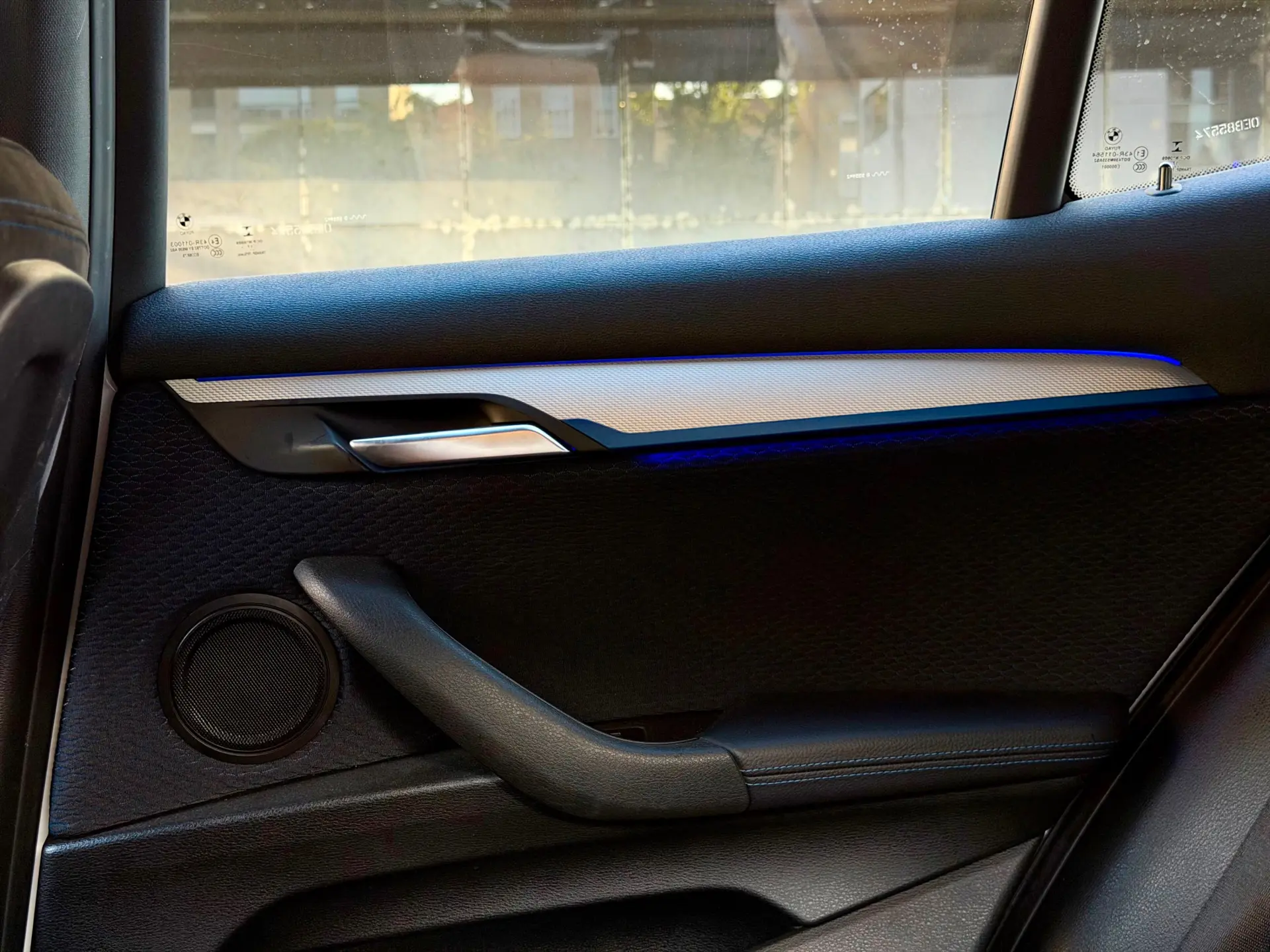 BMW X2 18 d sDrive Auto X Pack M 31