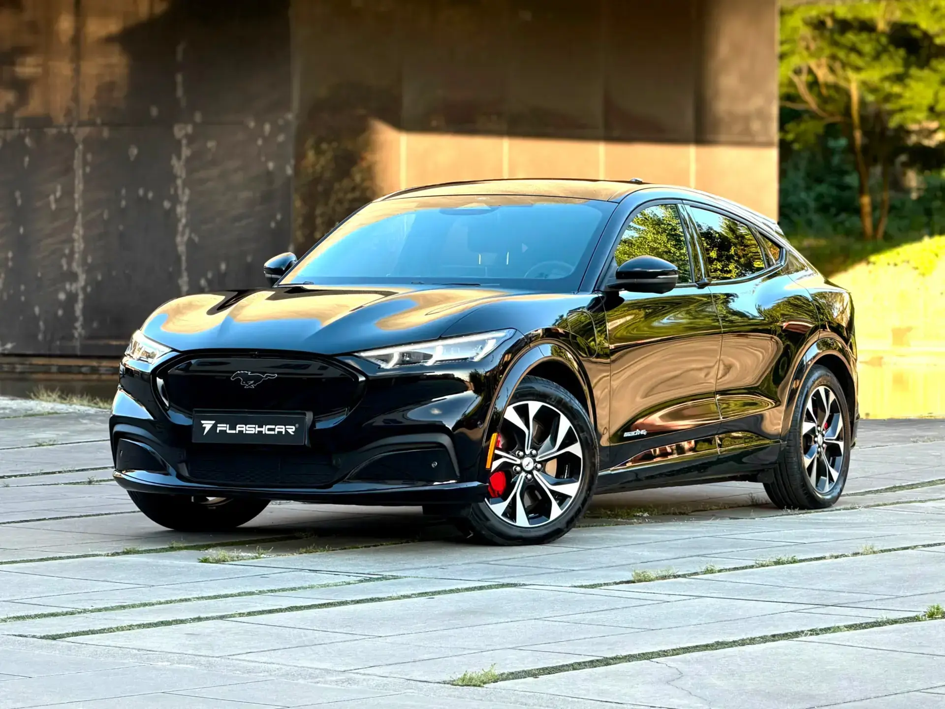 Ford Mustang Mach-E 75.7 kWh AWD RSK 1