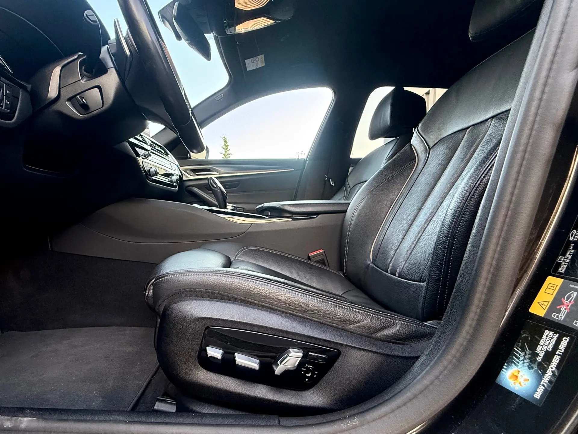 BMW 520 e Pack M 30