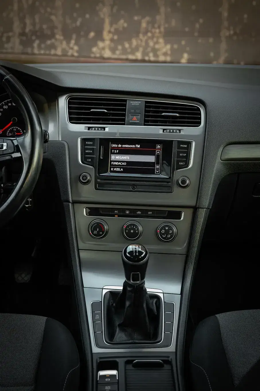 Volkswagen Golf 23
