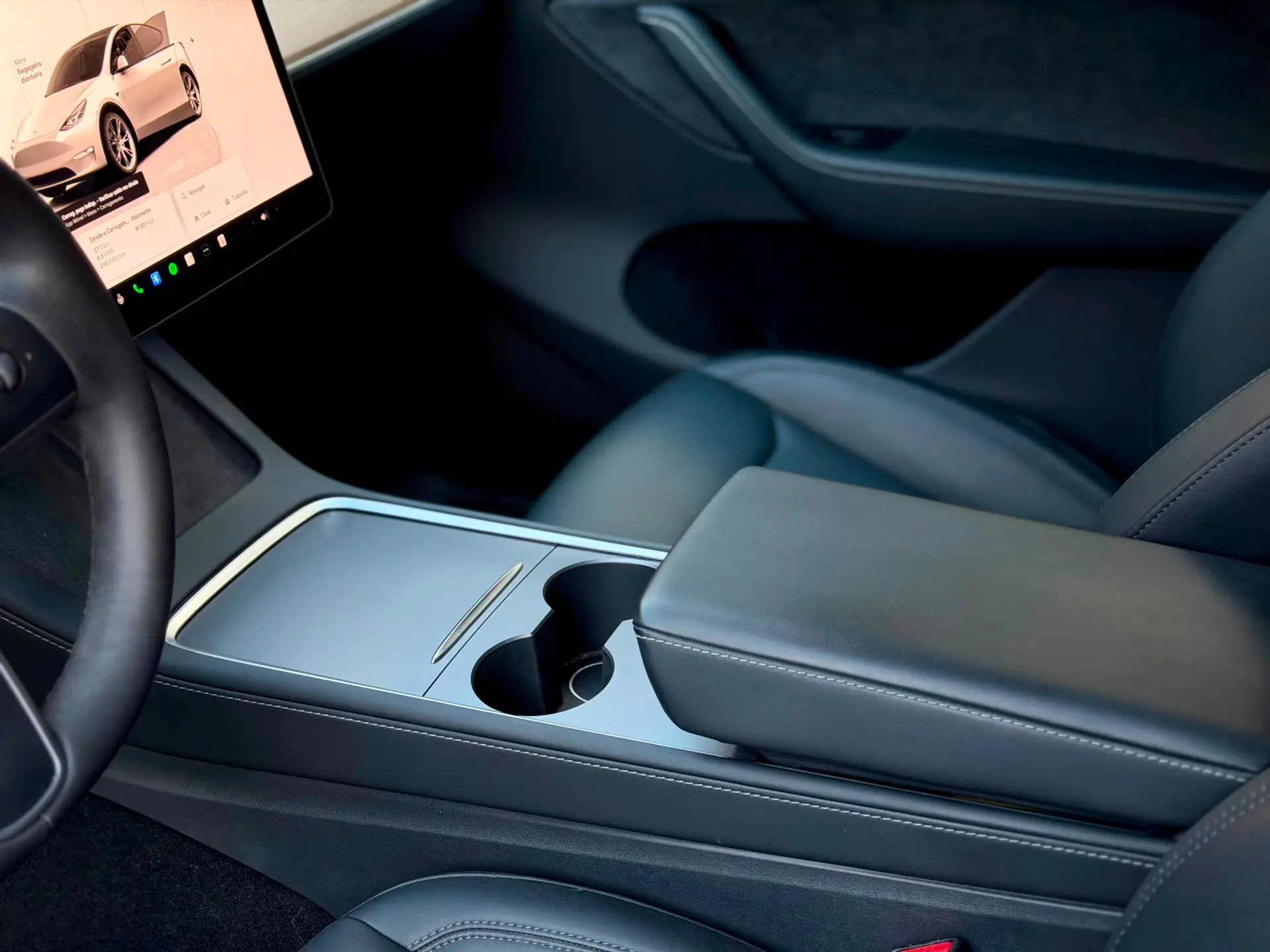 Tesla Model Y Long Range Dual Motor AWD 8