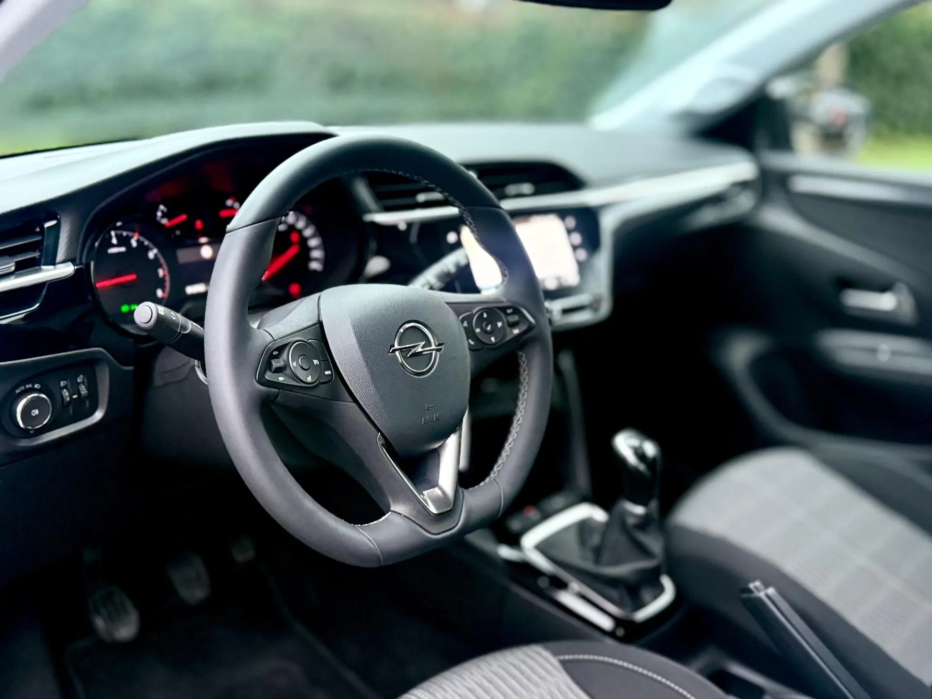 Opel Corsa 1.2 Edition 23