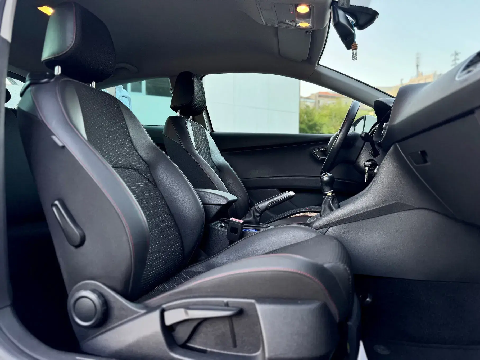 SEAT Leon SC 2.0 TDI FR S/S 9