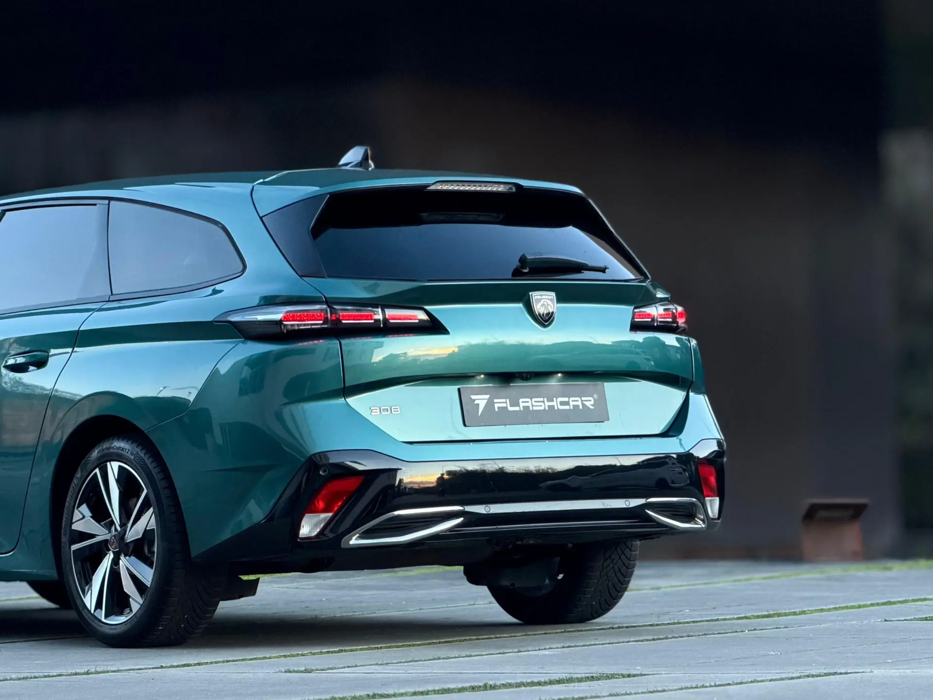 Peugeot 308 SW 1.2 PureTech Allure EAT6 31