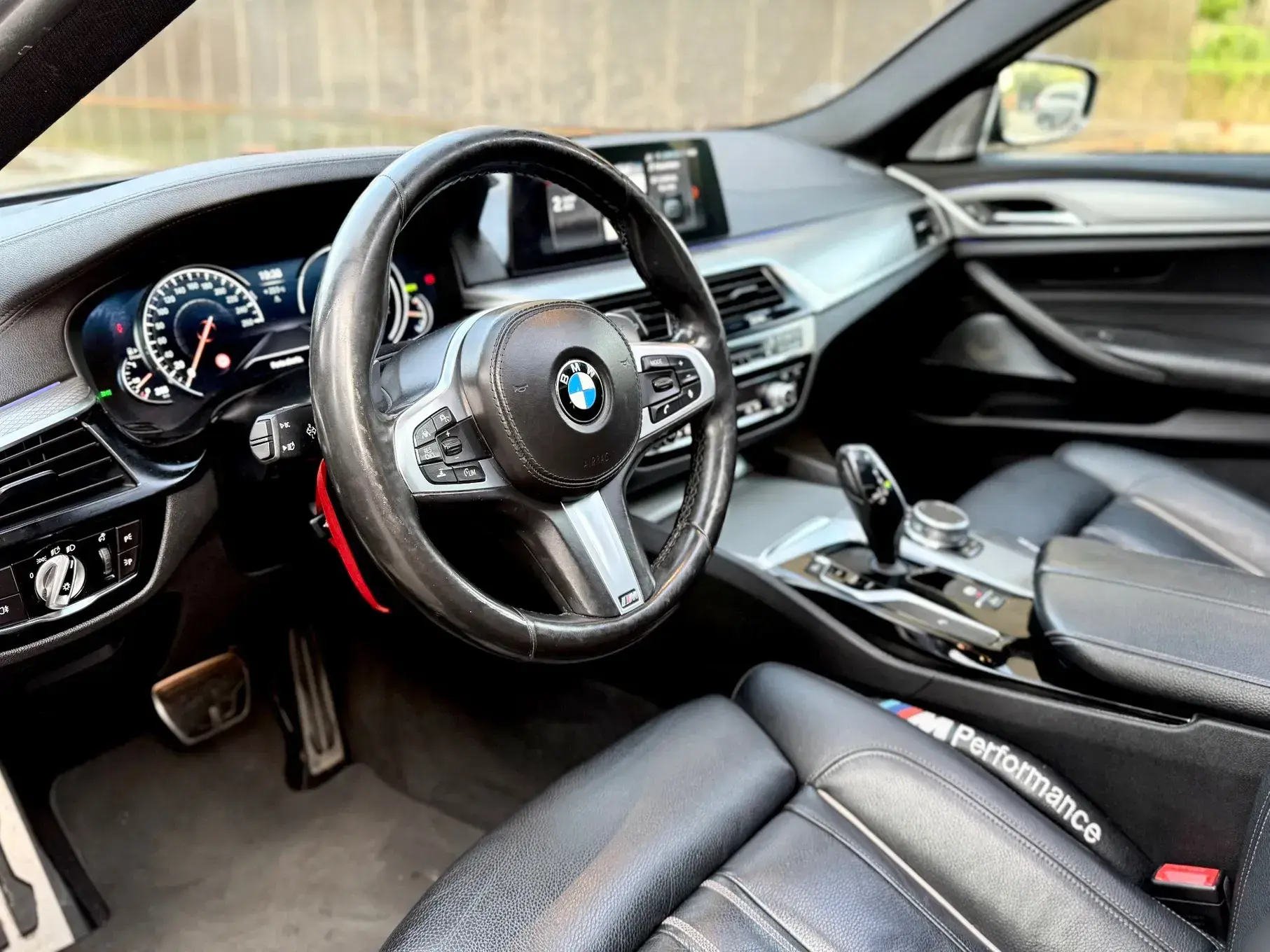 BMW 520 d Pack M Auto 8