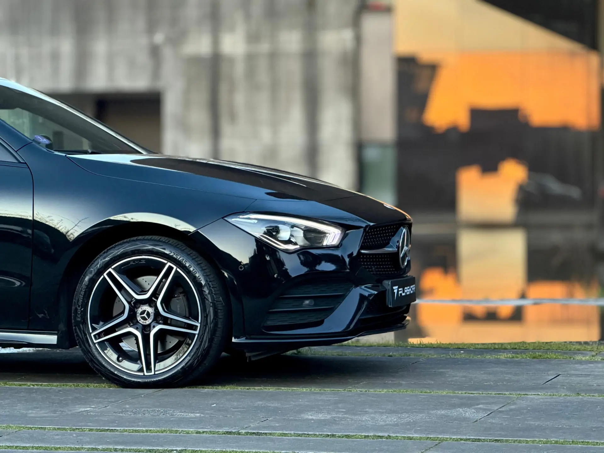 Mercedes-Benz CLA 250 e 8G-DCT AMG Line 33