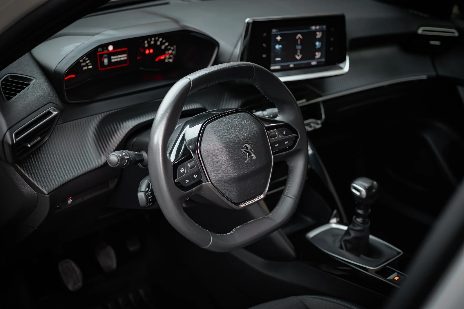 Peugeot 2008 1.2 PureTech Allure Pack 3