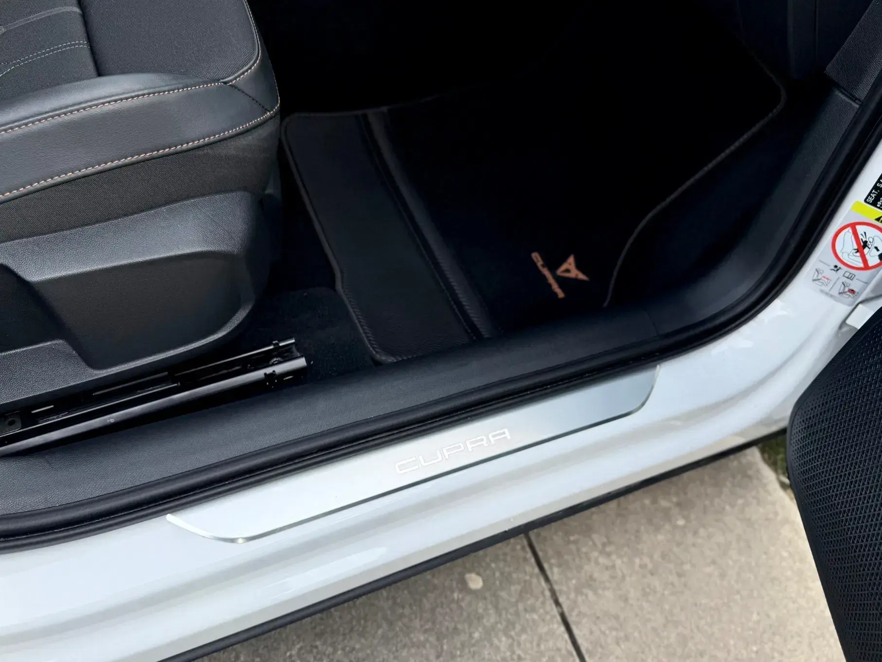 Cupra Formentor 1.4 e-Hybrid Sport DSG 19